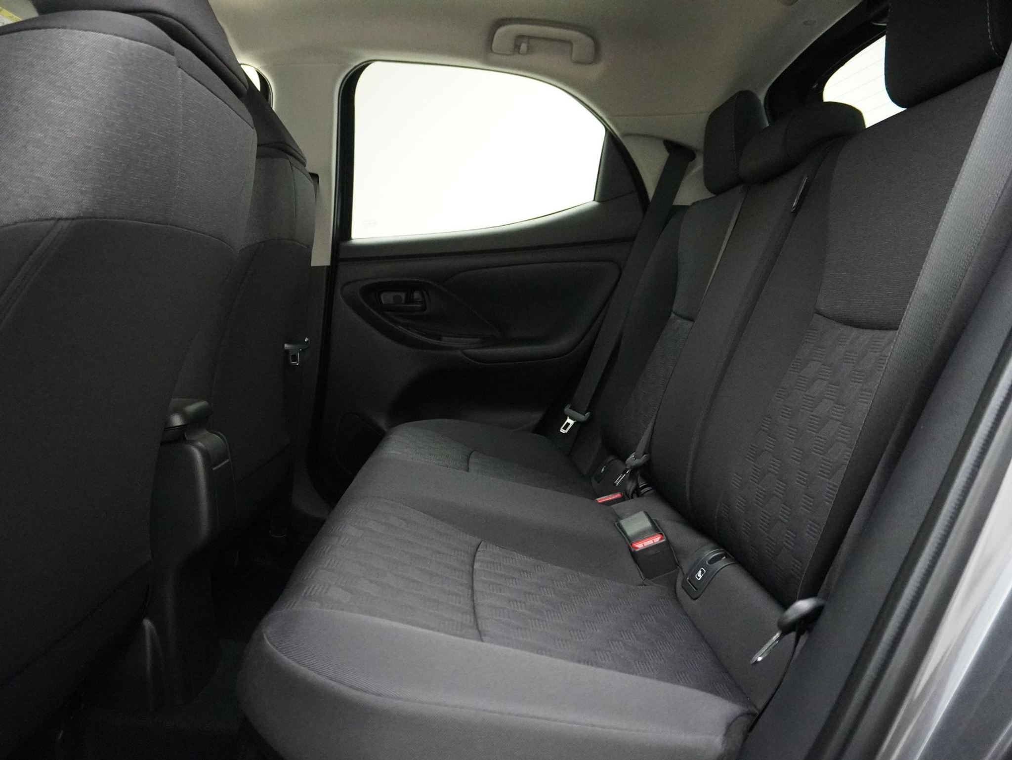 listing desktop thumbnail image 14