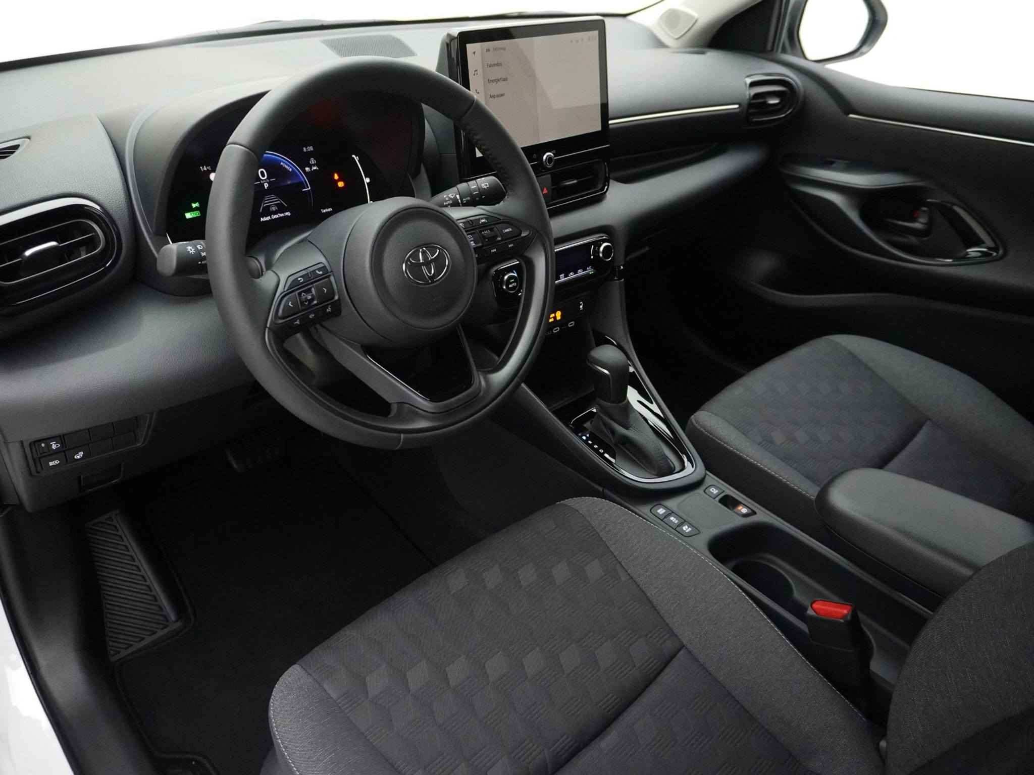 listing desktop thumbnail image 6