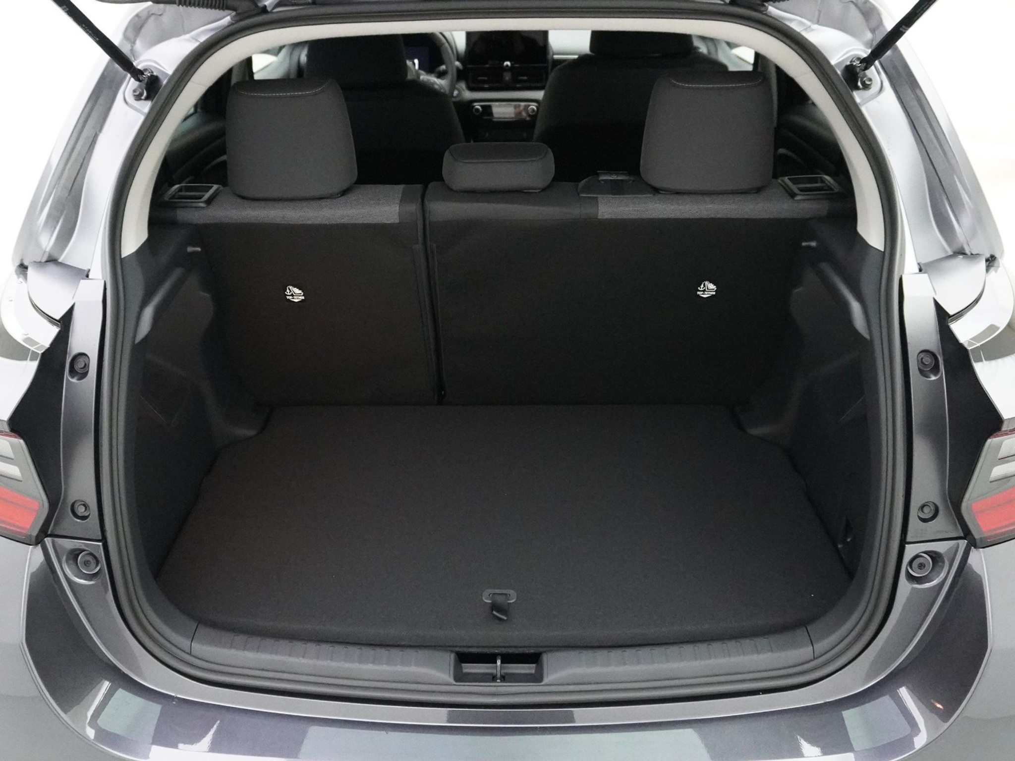 listing desktop thumbnail image 15