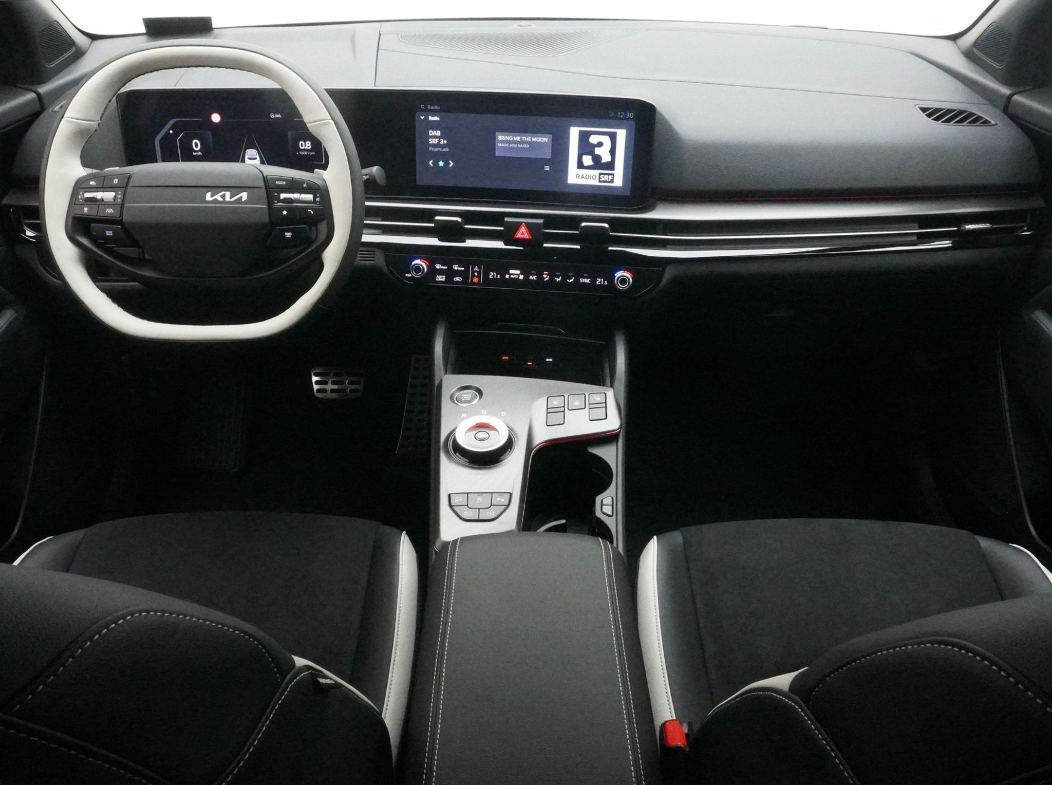 listing desktop thumbnail image 5