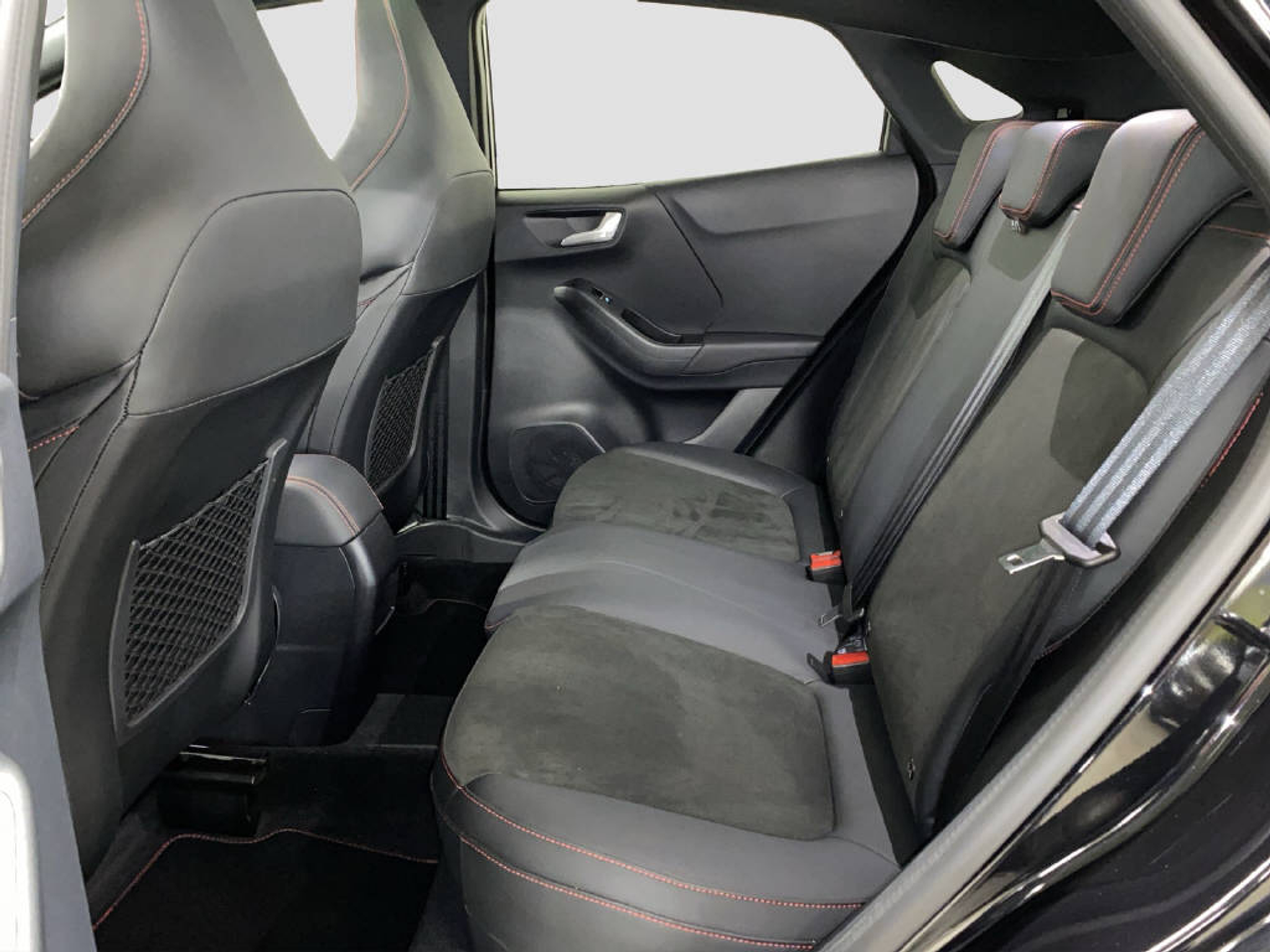 listing desktop thumbnail image 12