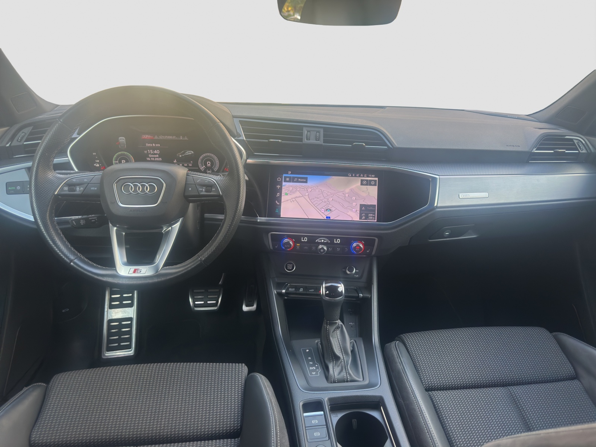 listing desktop thumbnail image 8