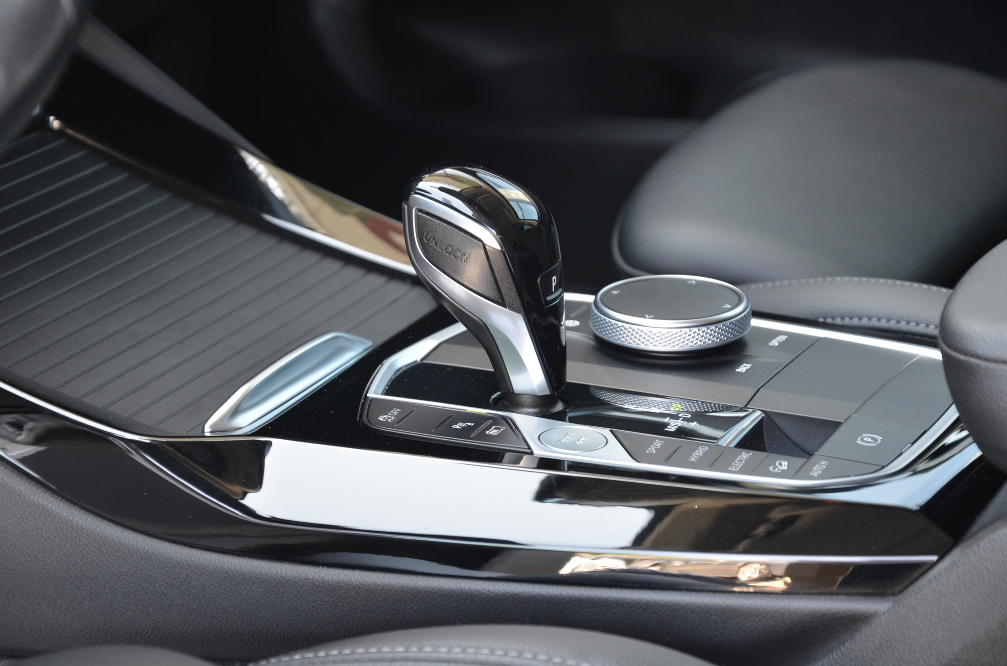 listing desktop thumbnail image 17