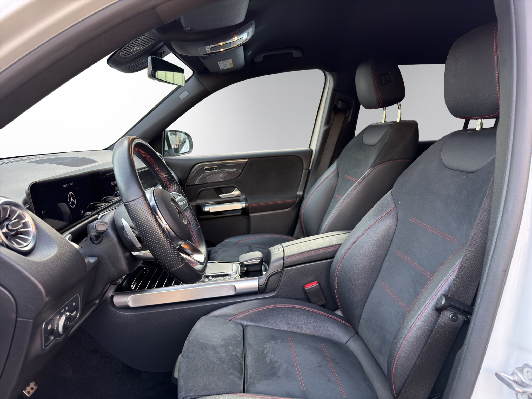 listing desktop thumbnail image 7