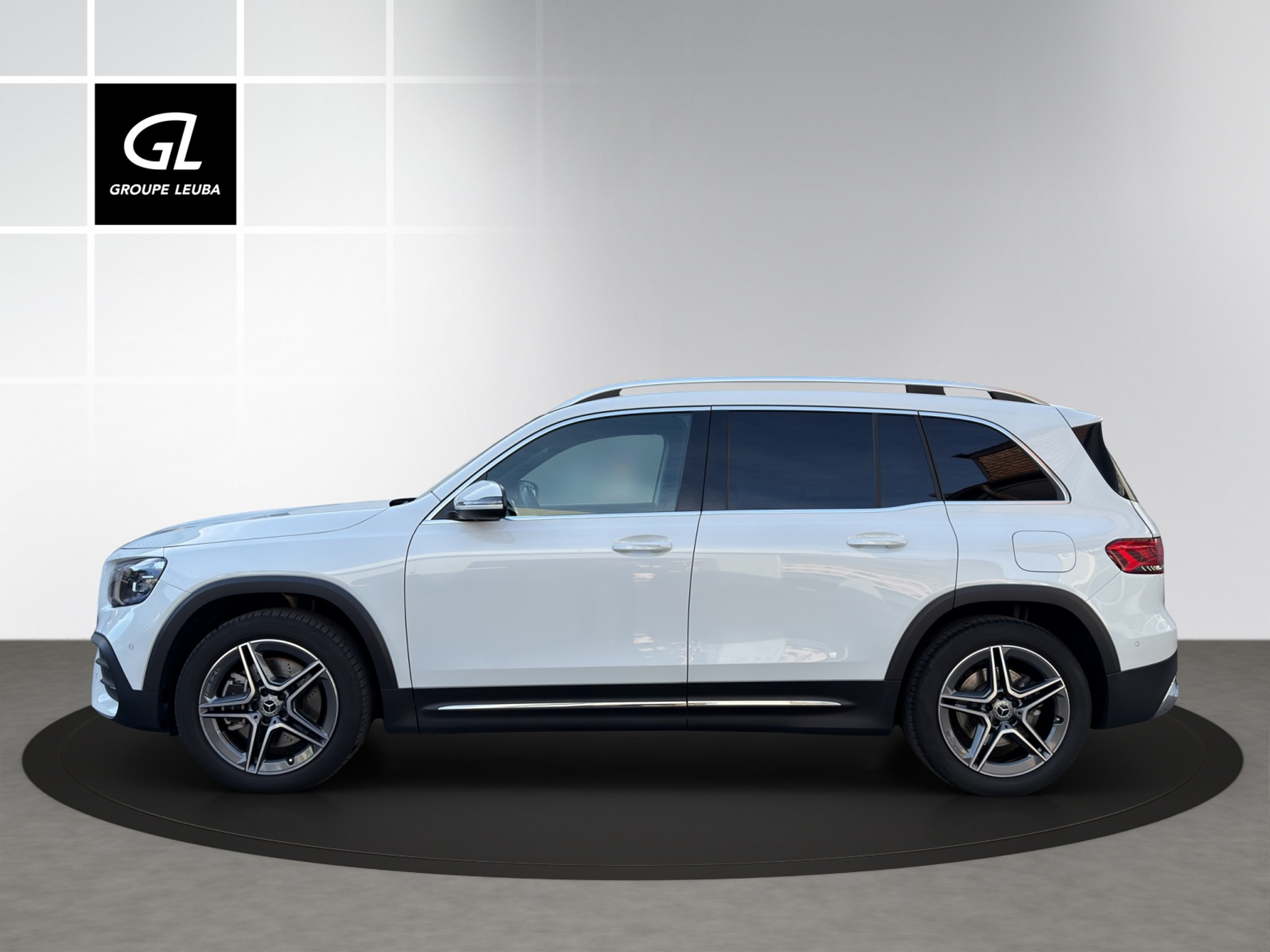 listing desktop thumbnail image 2