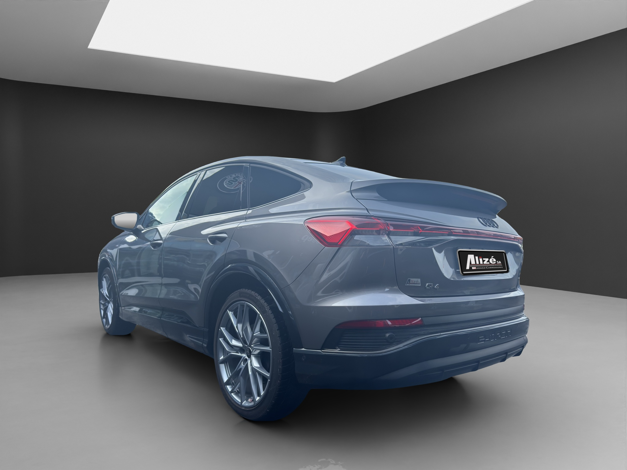 listing desktop thumbnail image 4