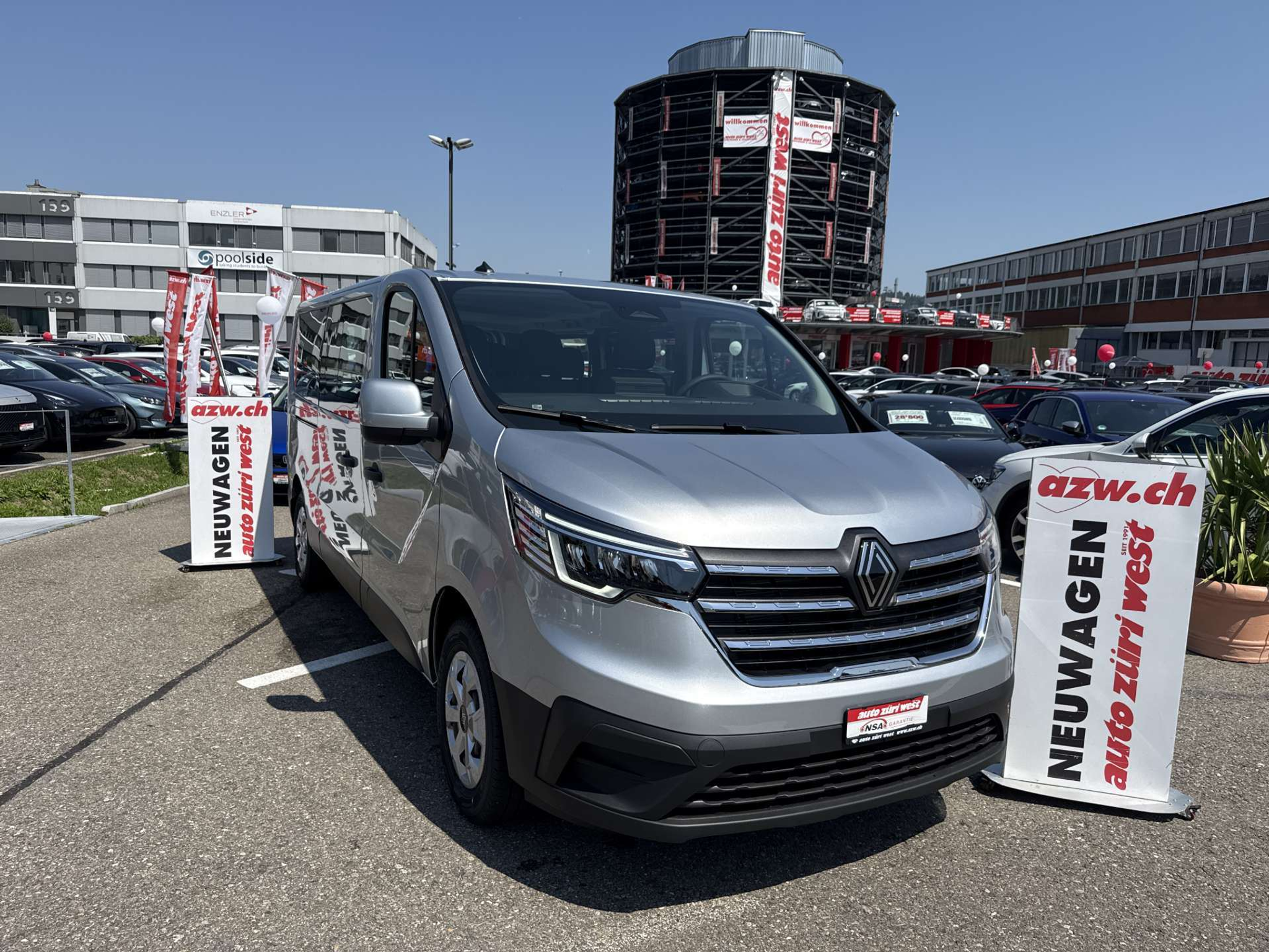 listing desktop thumbnail image 0