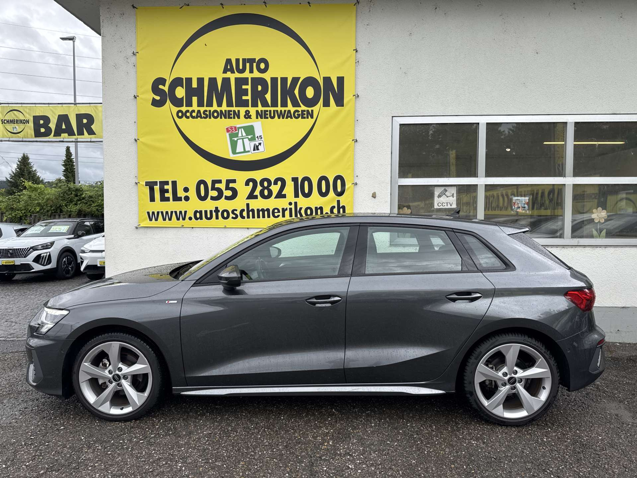 listing desktop thumbnail image 4