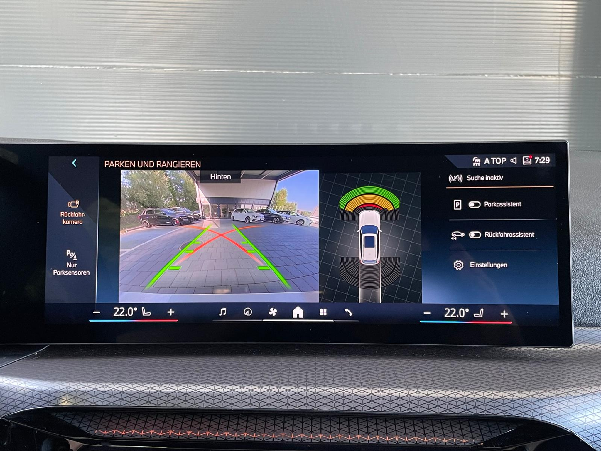 listing desktop thumbnail image 10