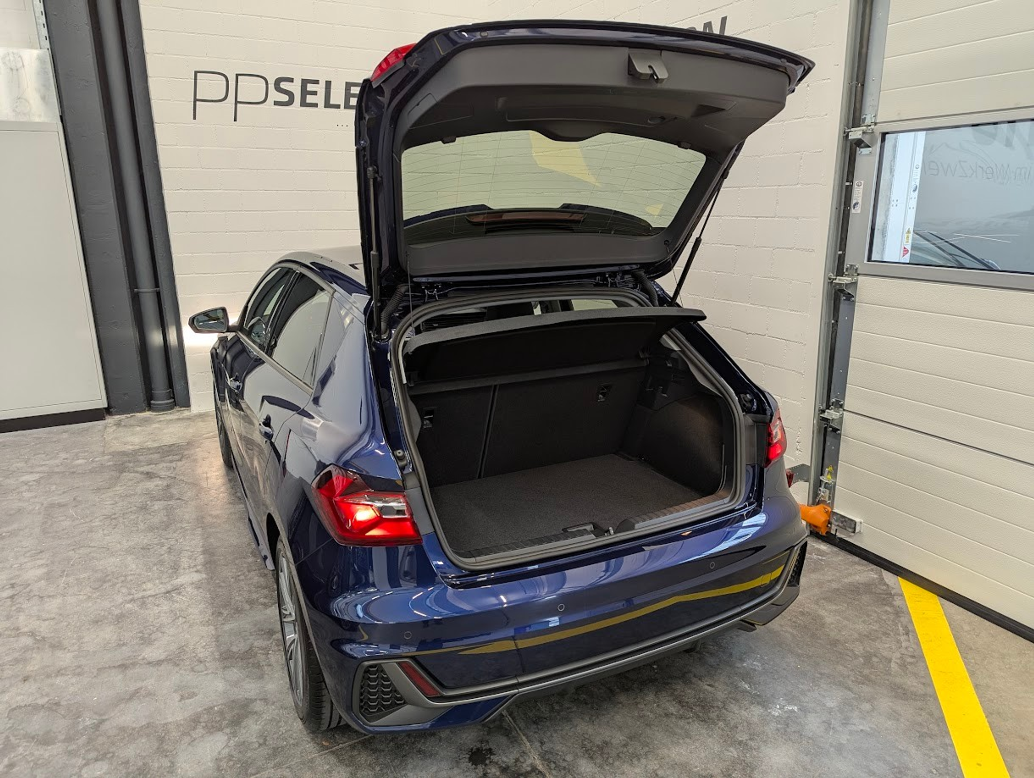 listing desktop thumbnail image 14