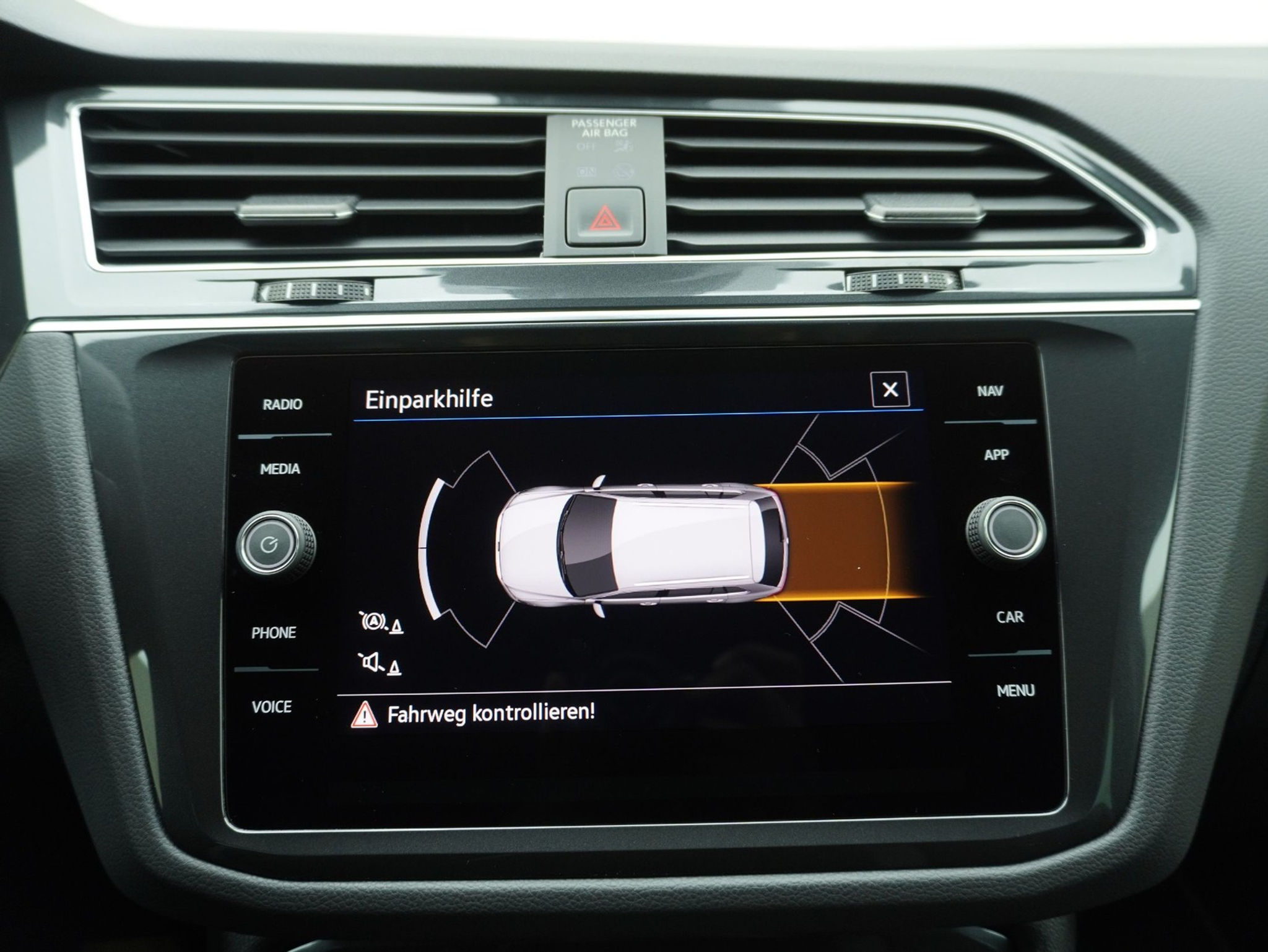 listing desktop thumbnail image 17