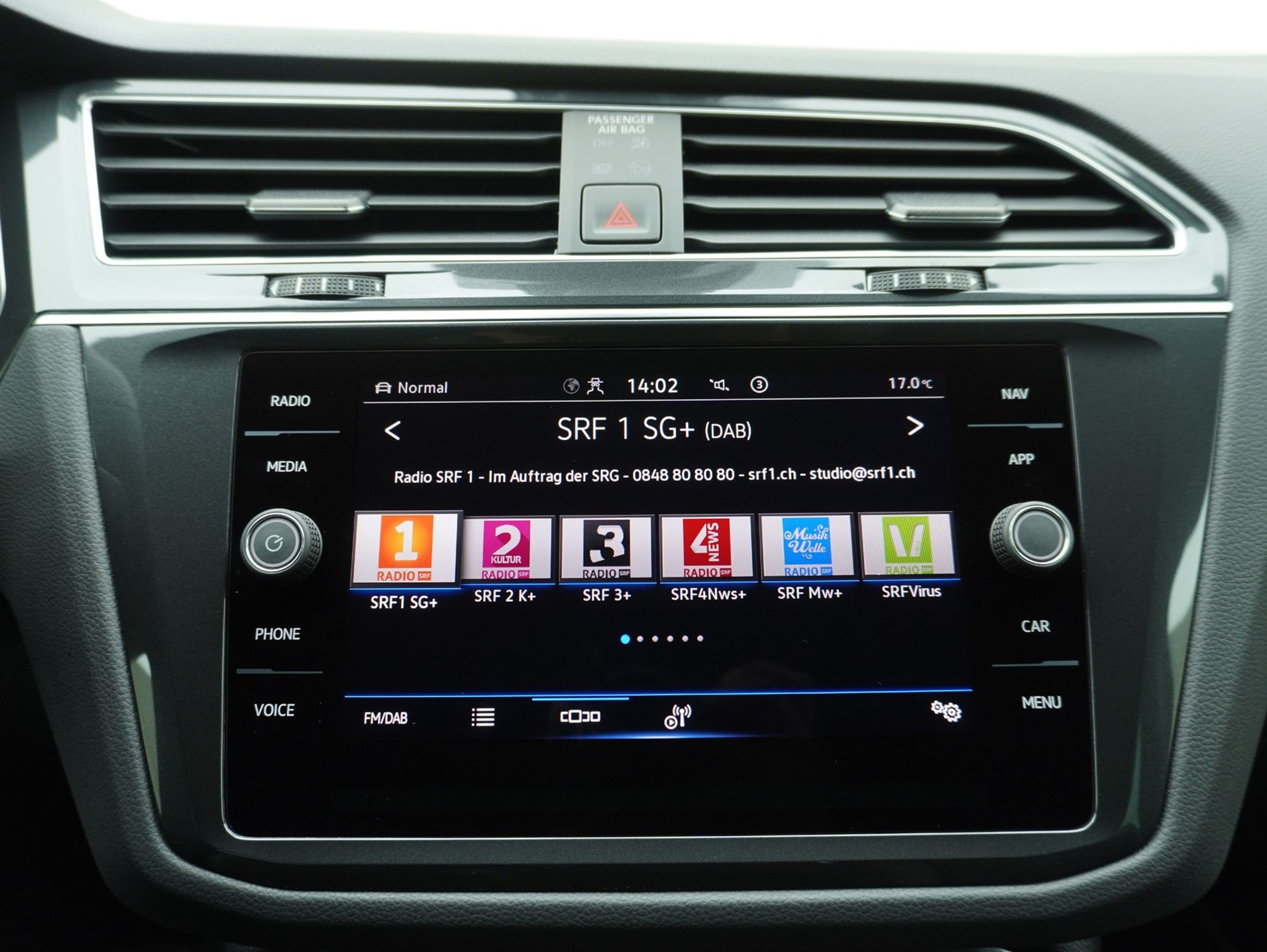 listing desktop thumbnail image 18