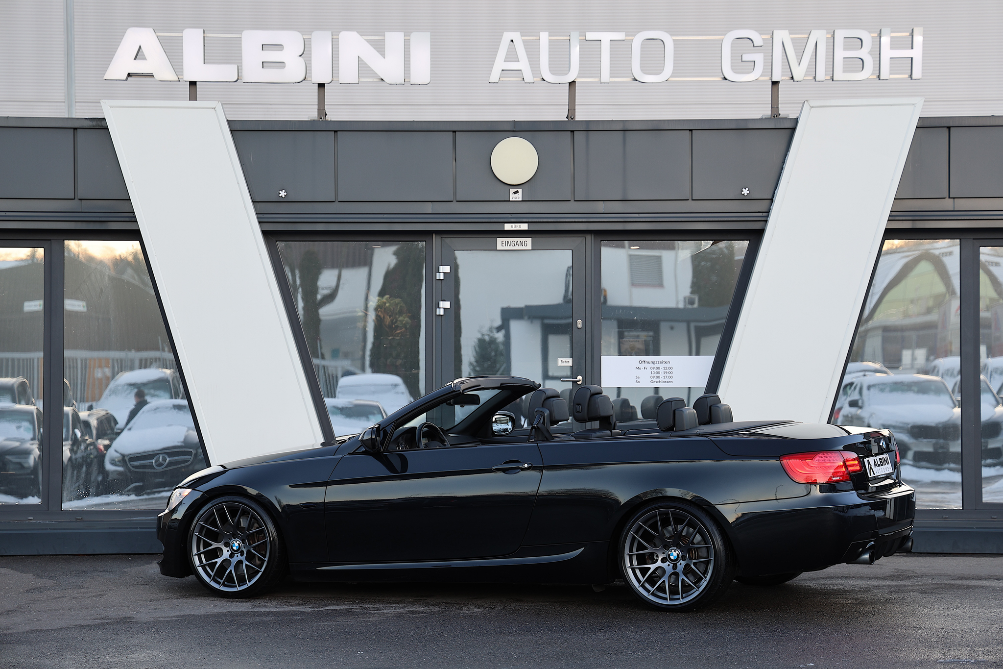 listing desktop thumbnail image 3