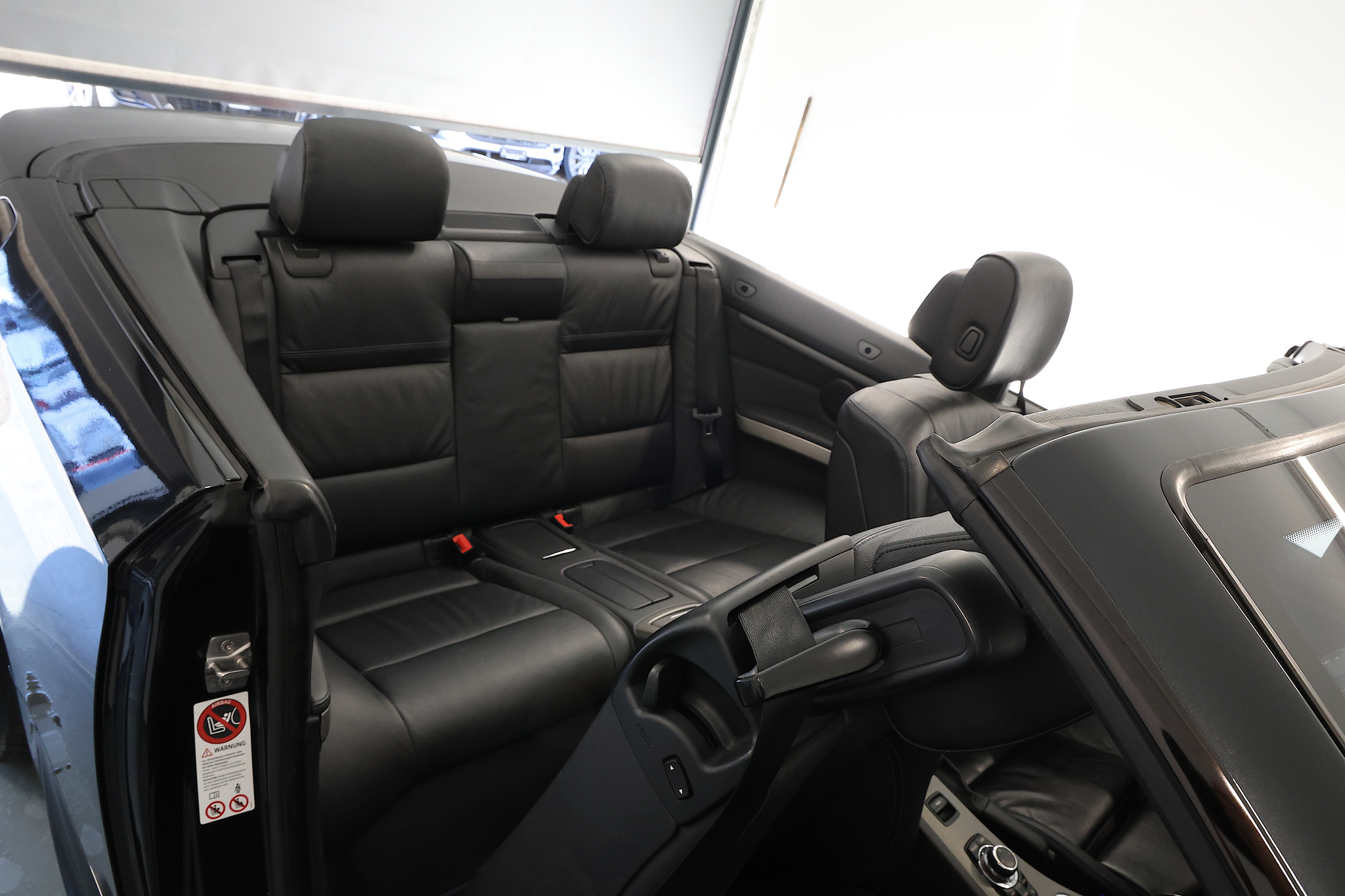 listing desktop thumbnail image 17