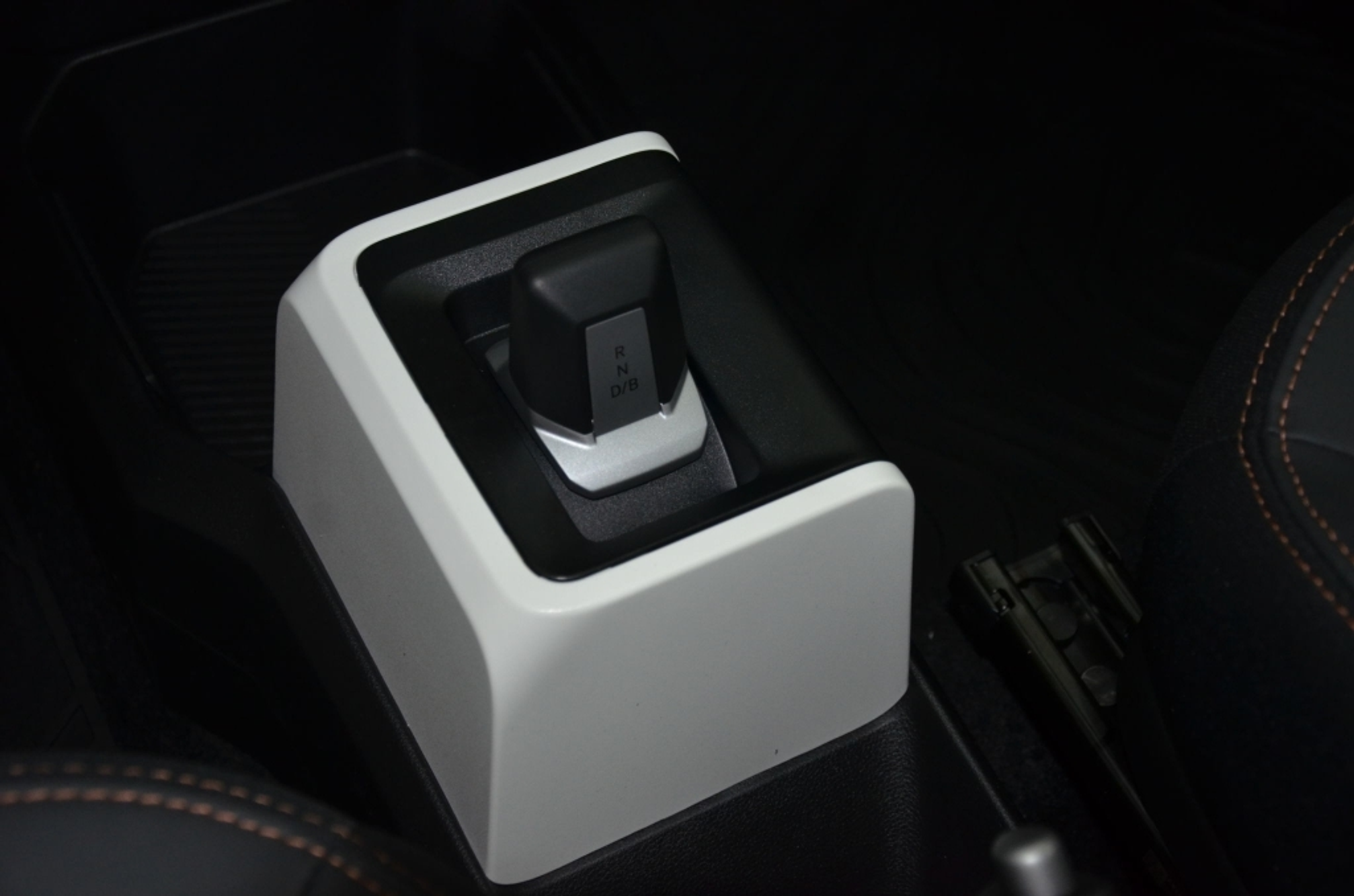 listing desktop thumbnail image 23