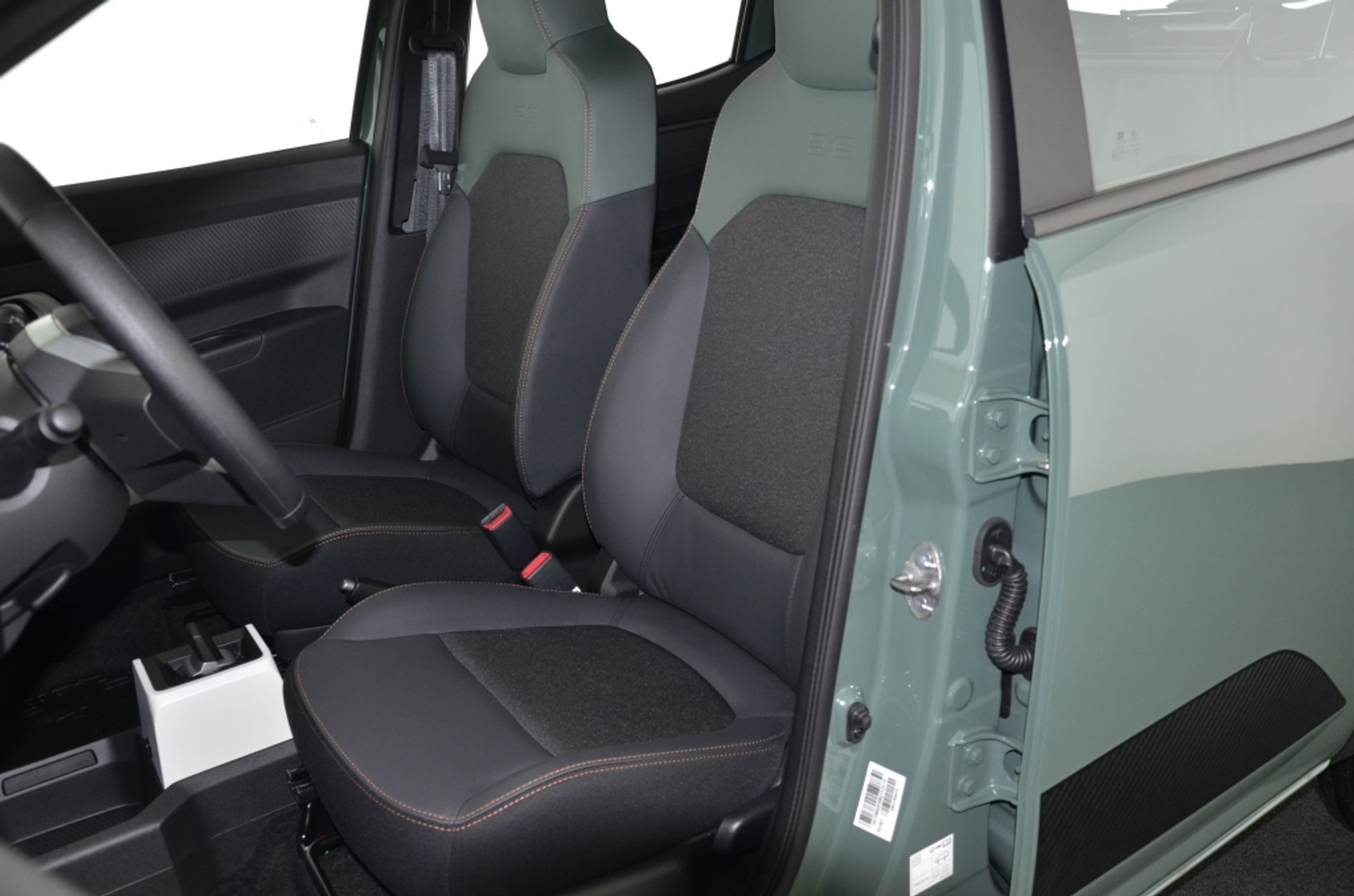 listing desktop thumbnail image 11