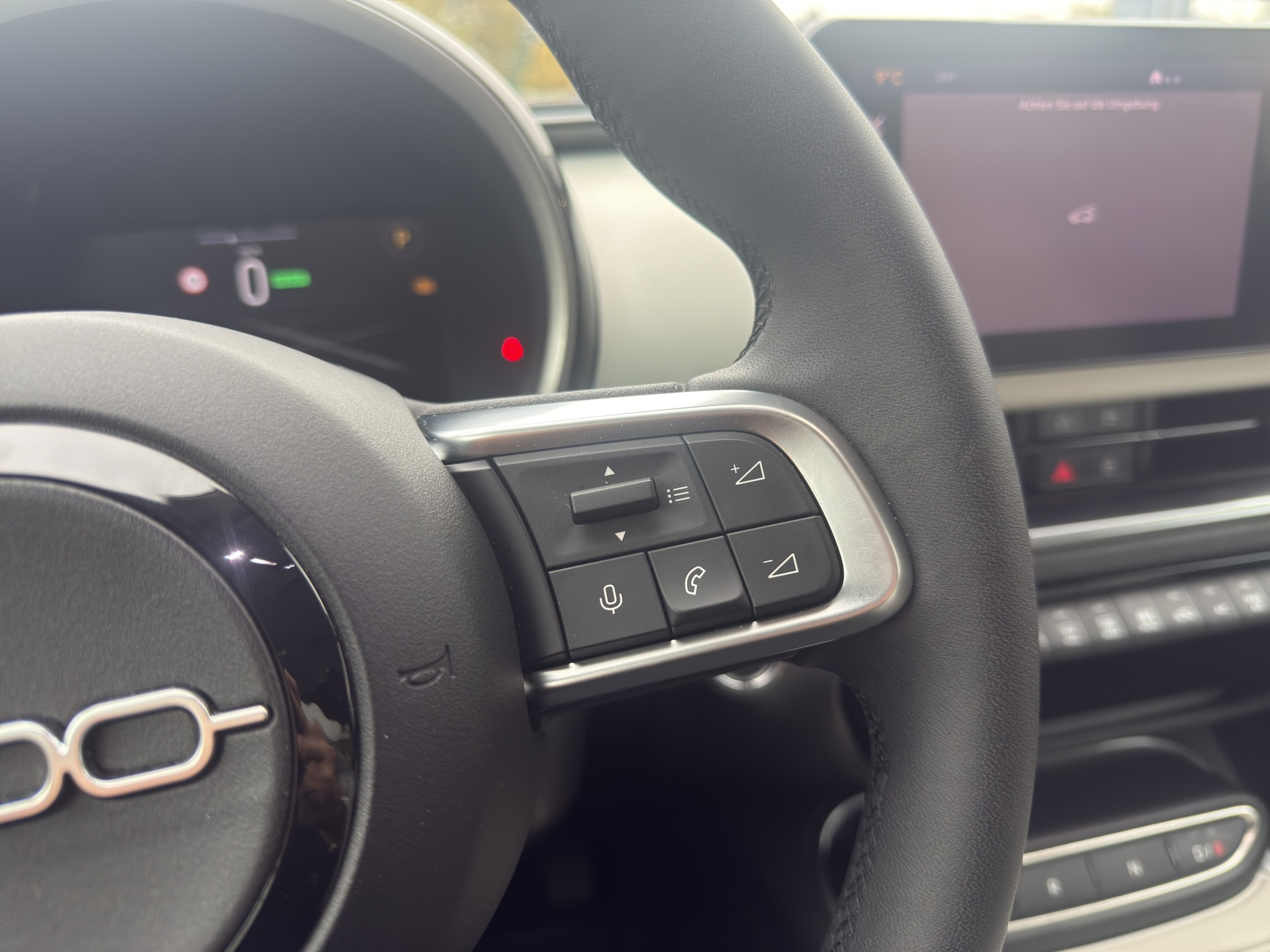 listing desktop thumbnail image 24