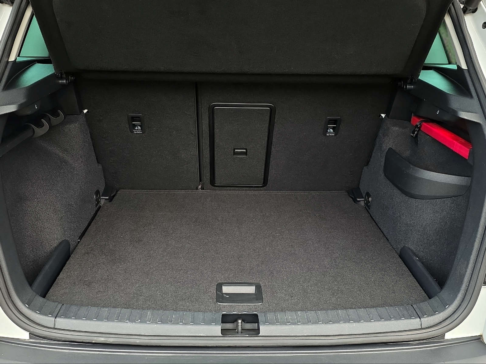 listing desktop thumbnail image 11