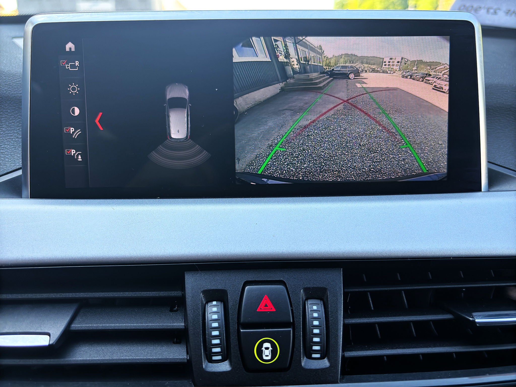 listing desktop thumbnail image 12