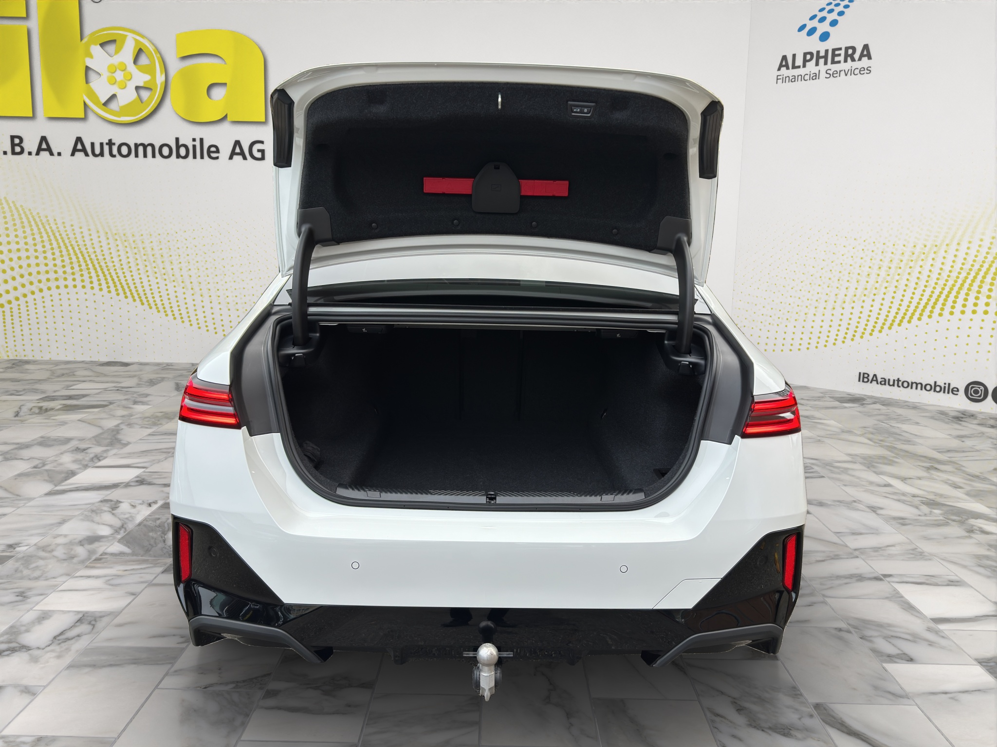 listing desktop thumbnail image 8