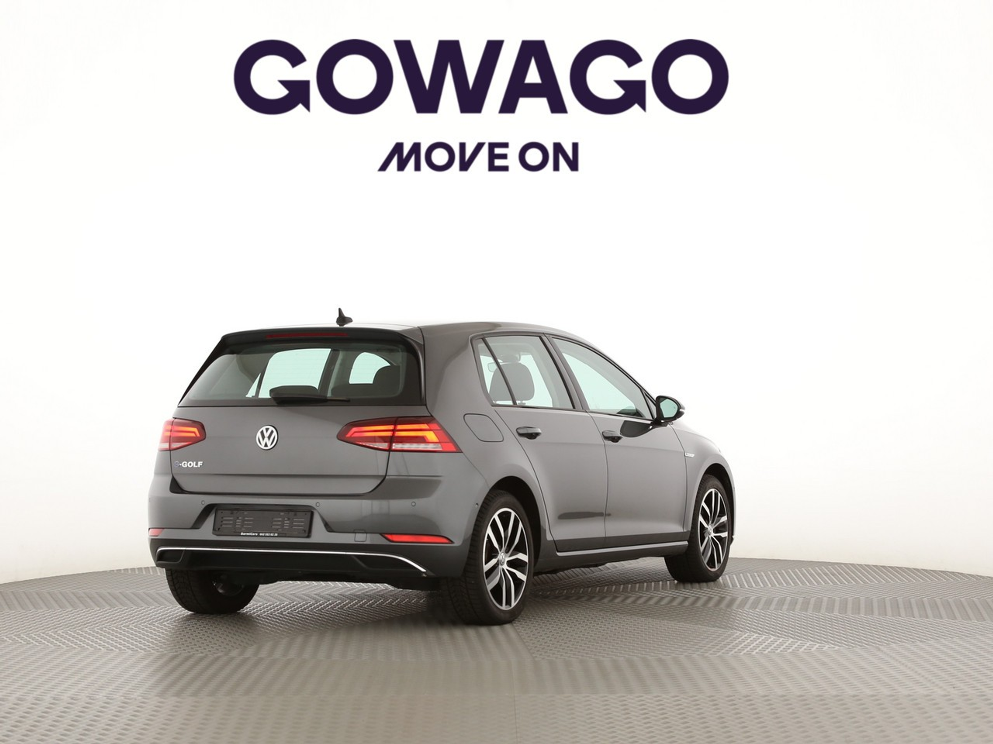 listing desktop thumbnail image 1