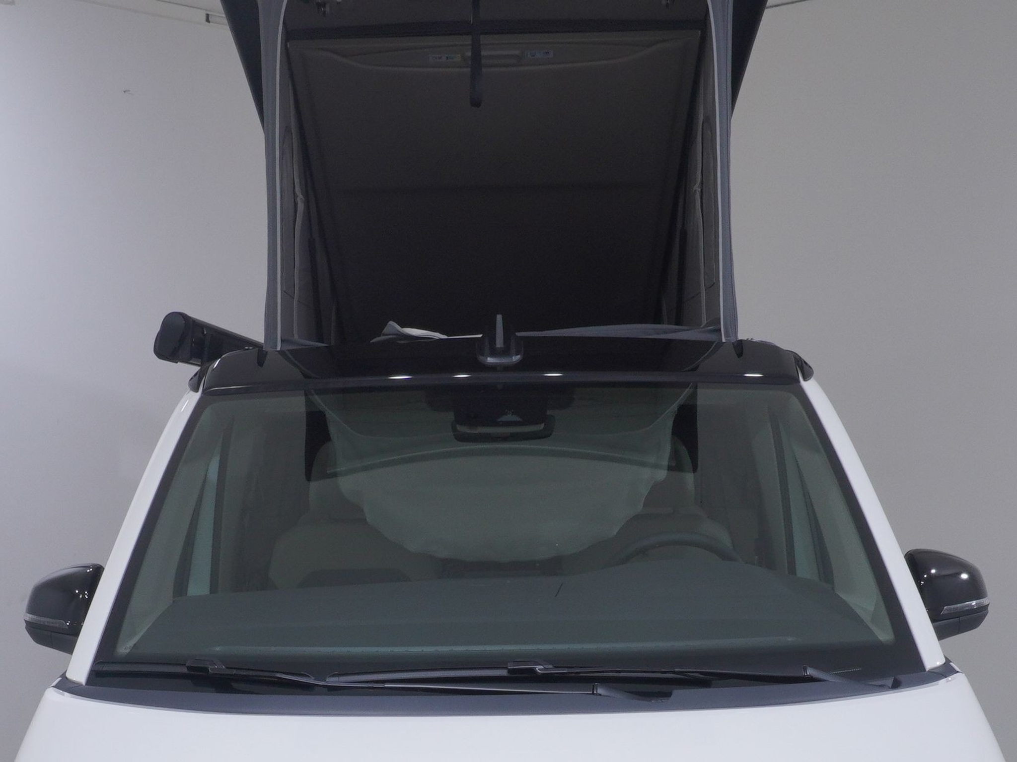 listing desktop thumbnail image 10