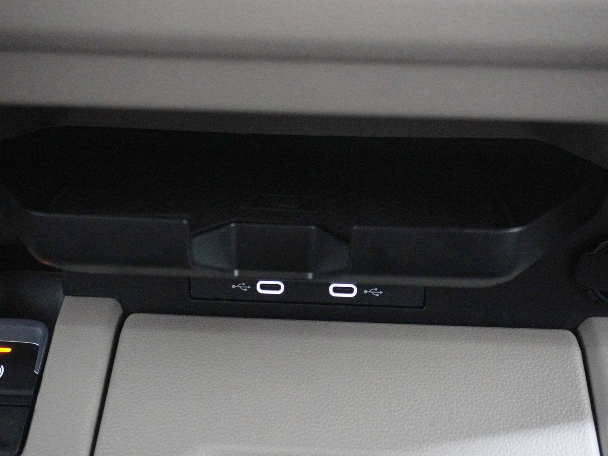 listing desktop thumbnail image 25