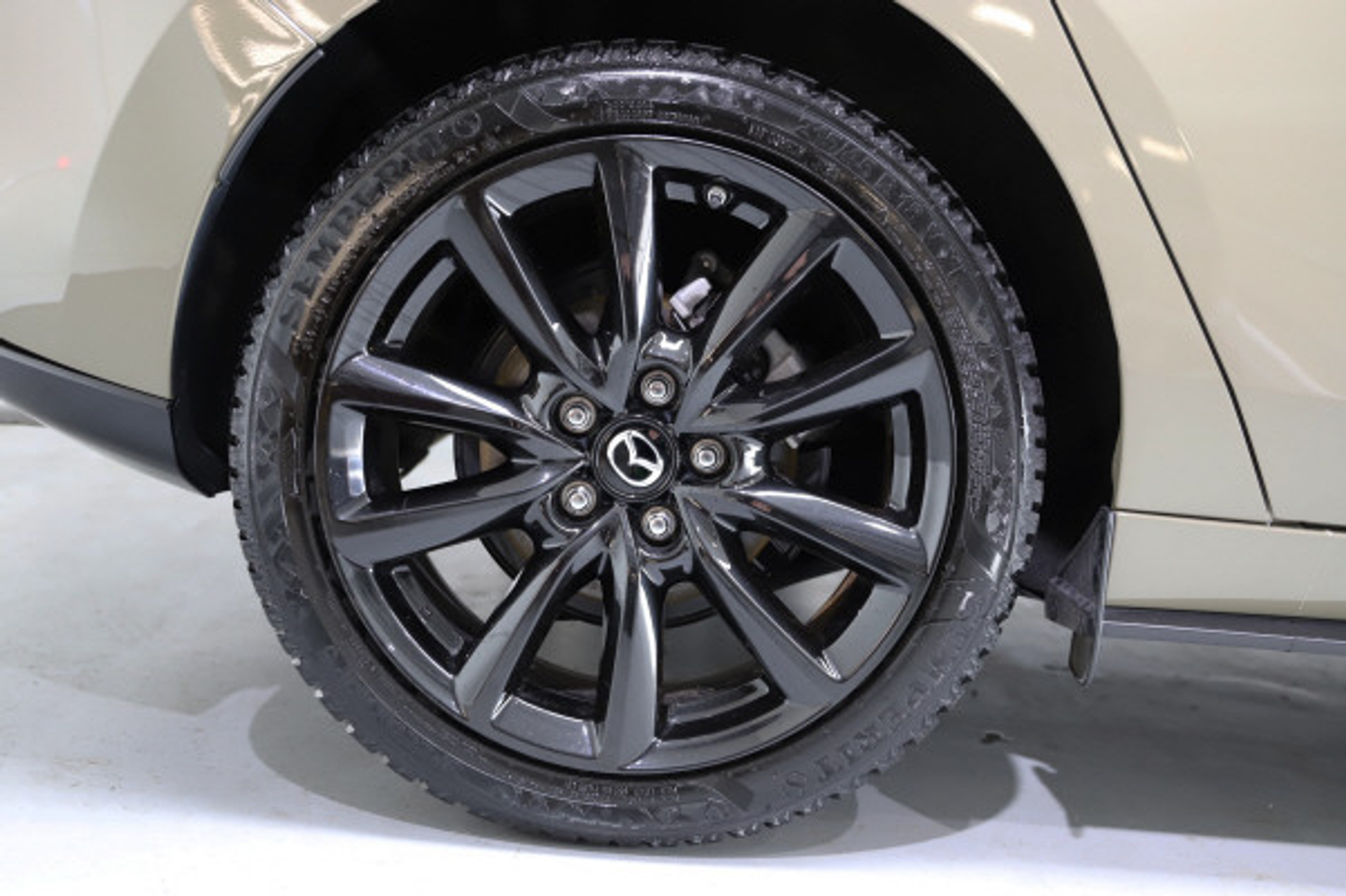 listing desktop thumbnail image 12