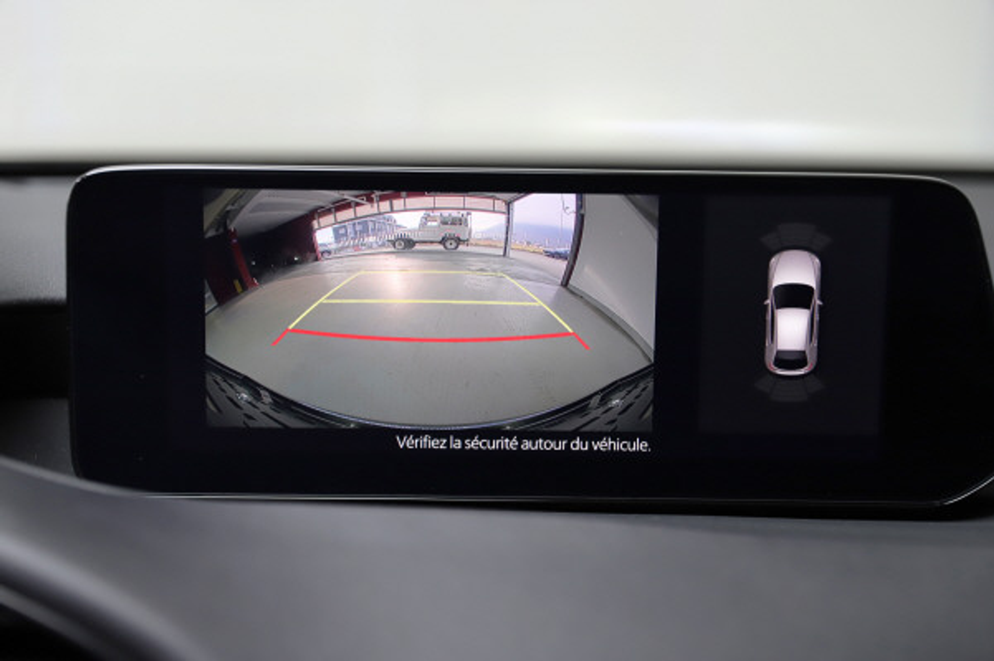 listing desktop thumbnail image 13