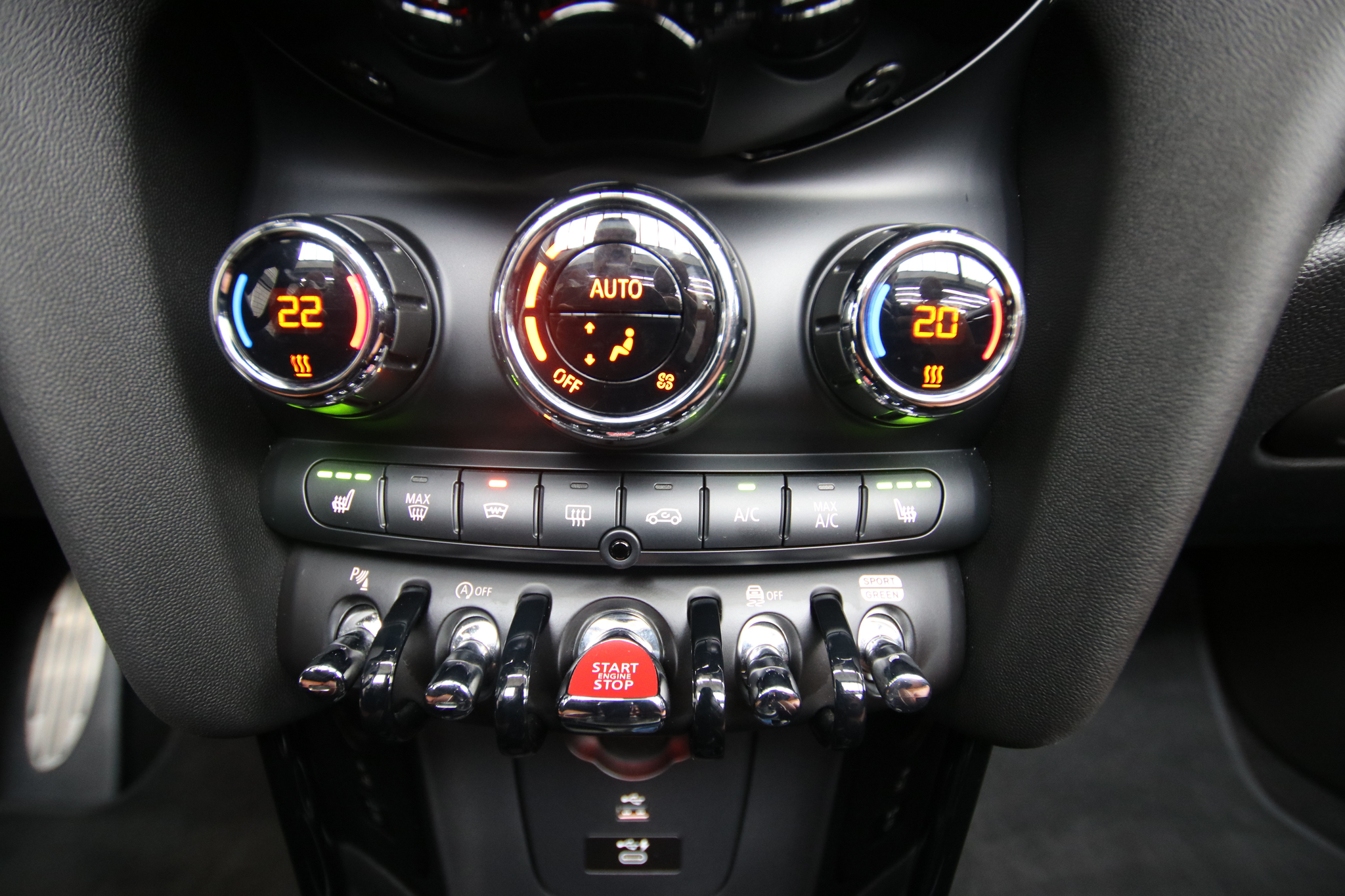 listing desktop thumbnail image 23