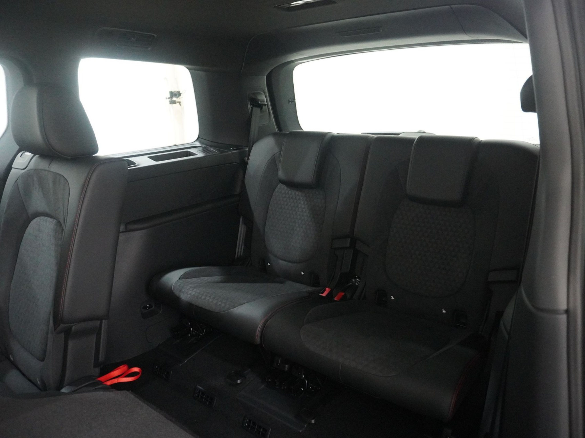 listing desktop thumbnail image 15