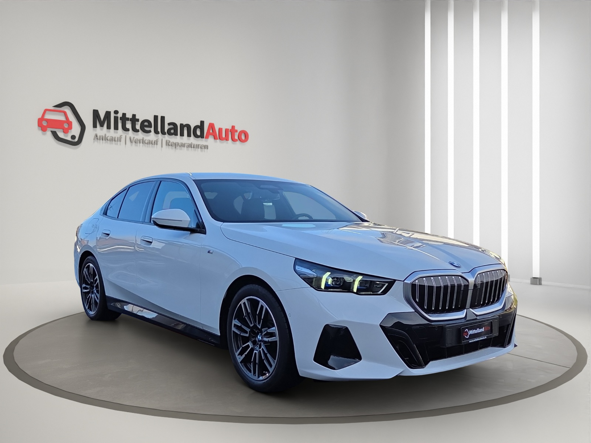 listing desktop thumbnail image 2