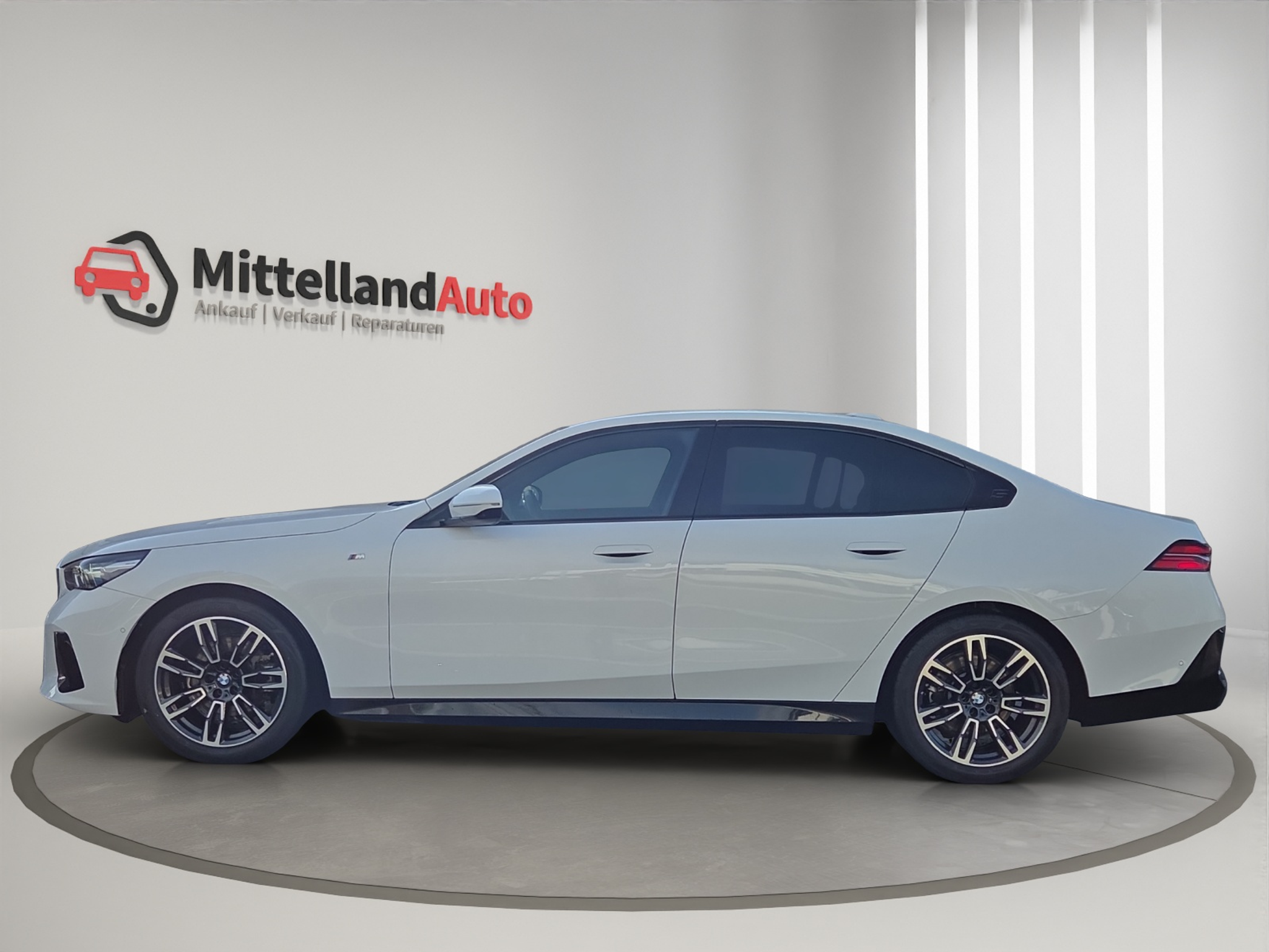 listing desktop thumbnail image 4