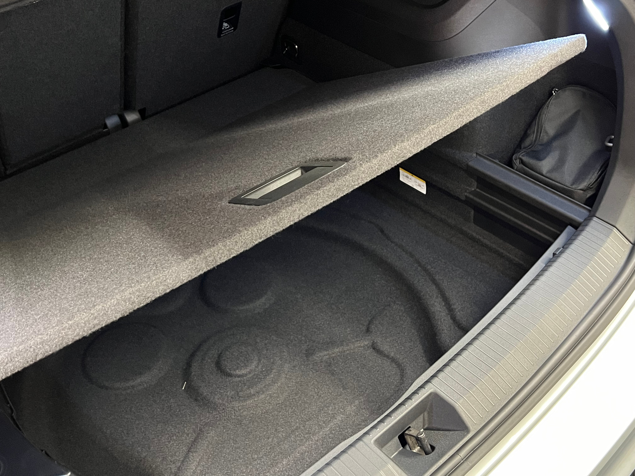 listing desktop thumbnail image 10