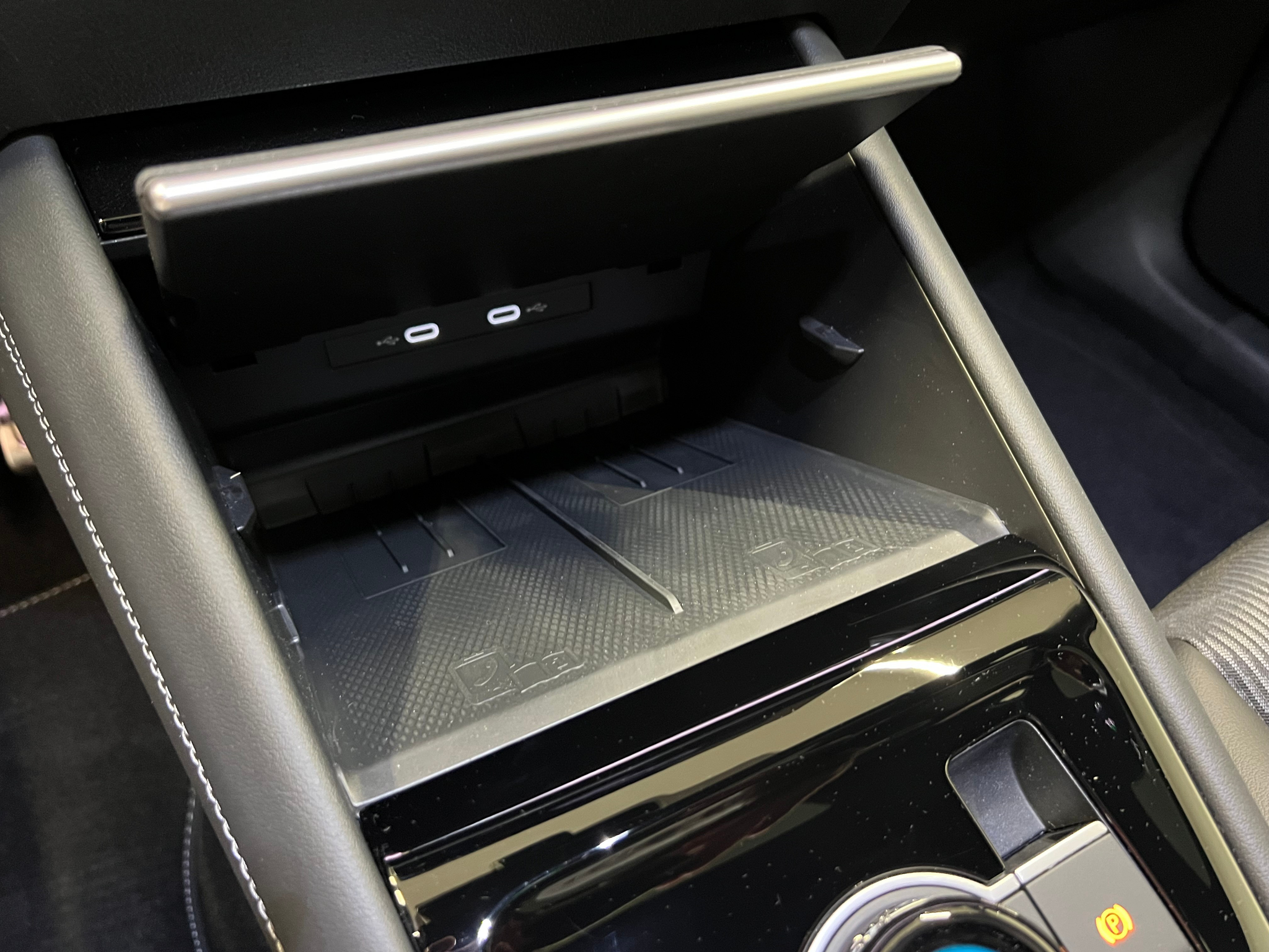 listing desktop thumbnail image 28