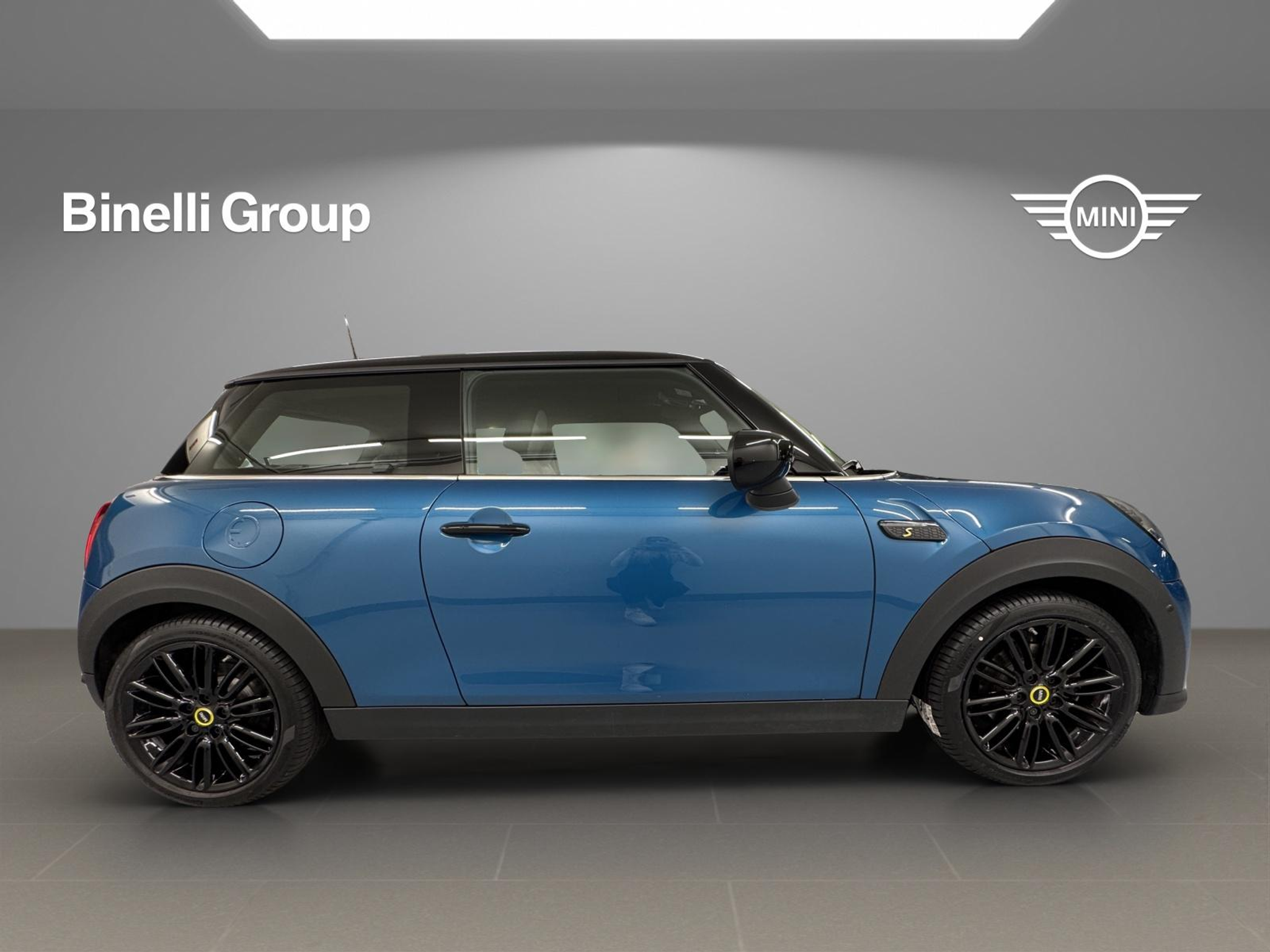 listing desktop thumbnail image 5