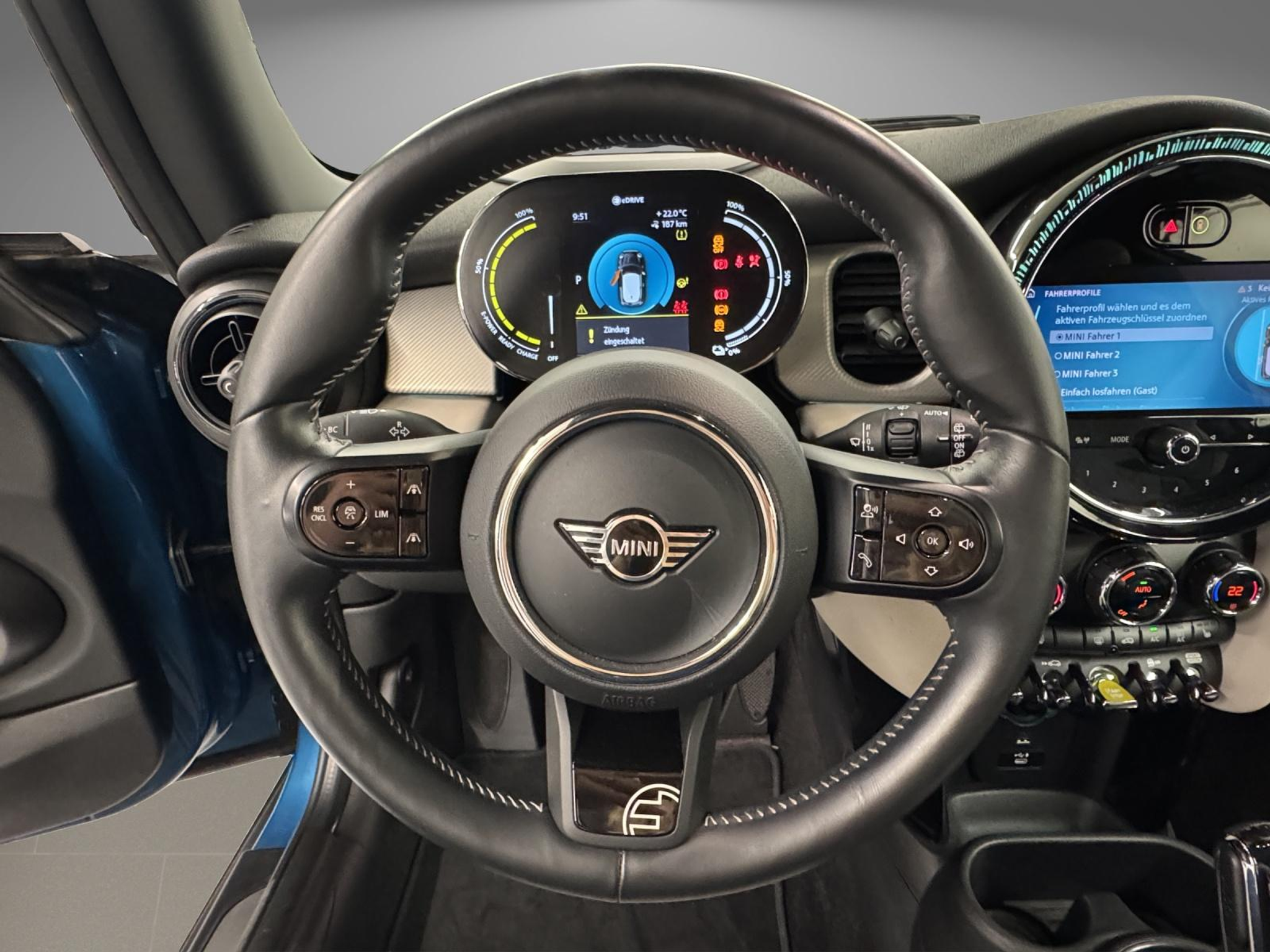 listing desktop thumbnail image 13