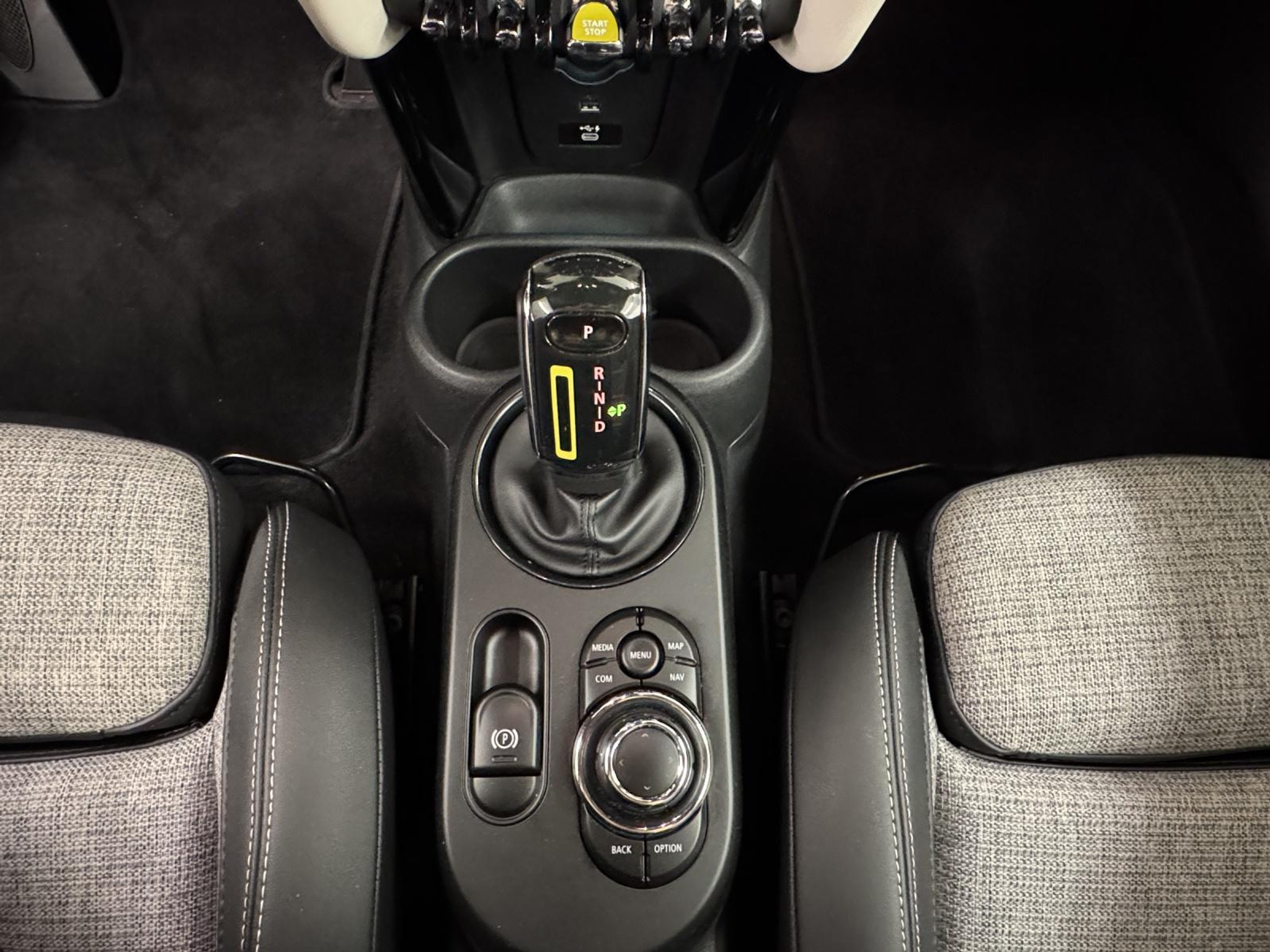 listing desktop thumbnail image 17