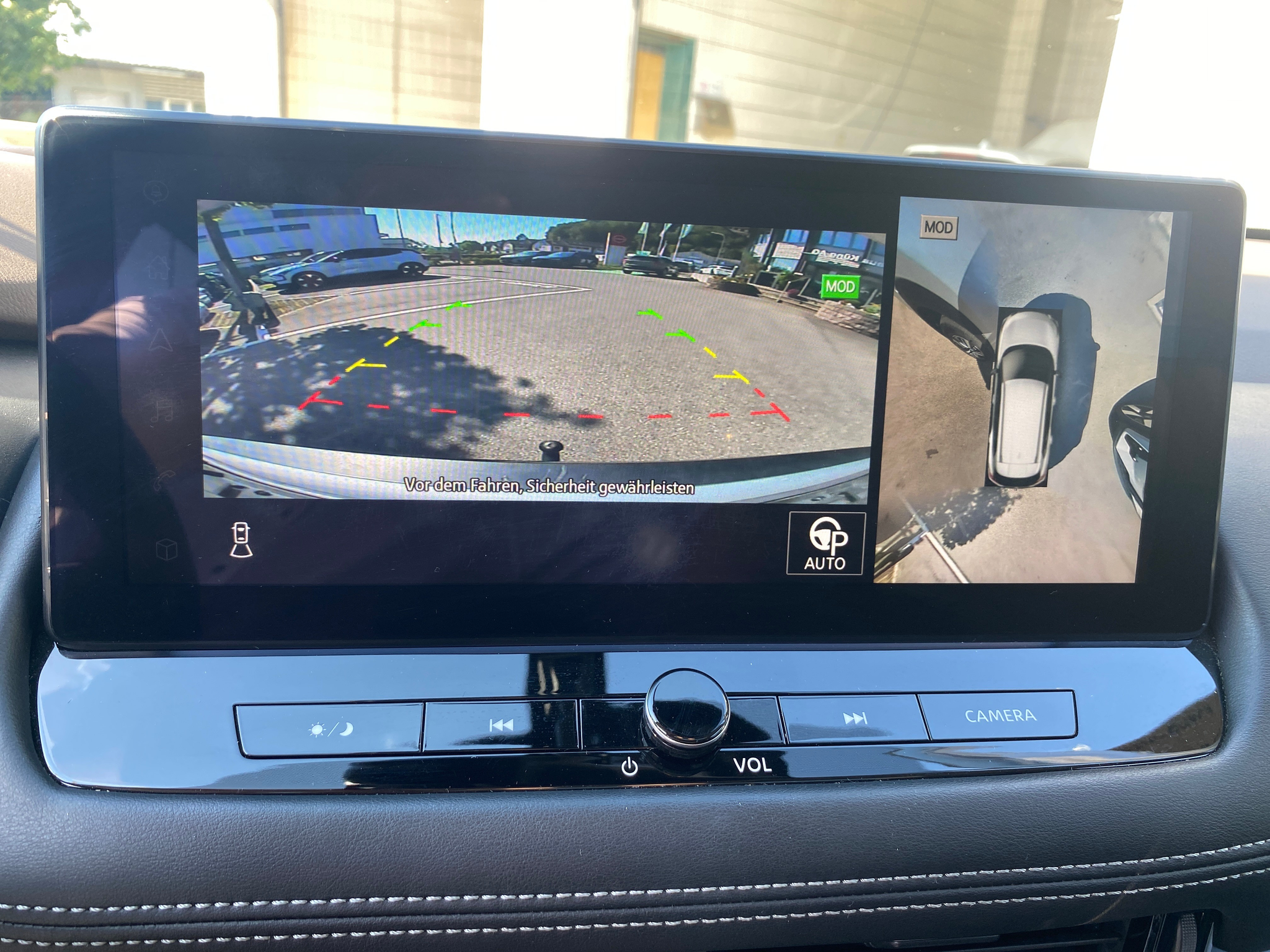 listing desktop thumbnail image 14