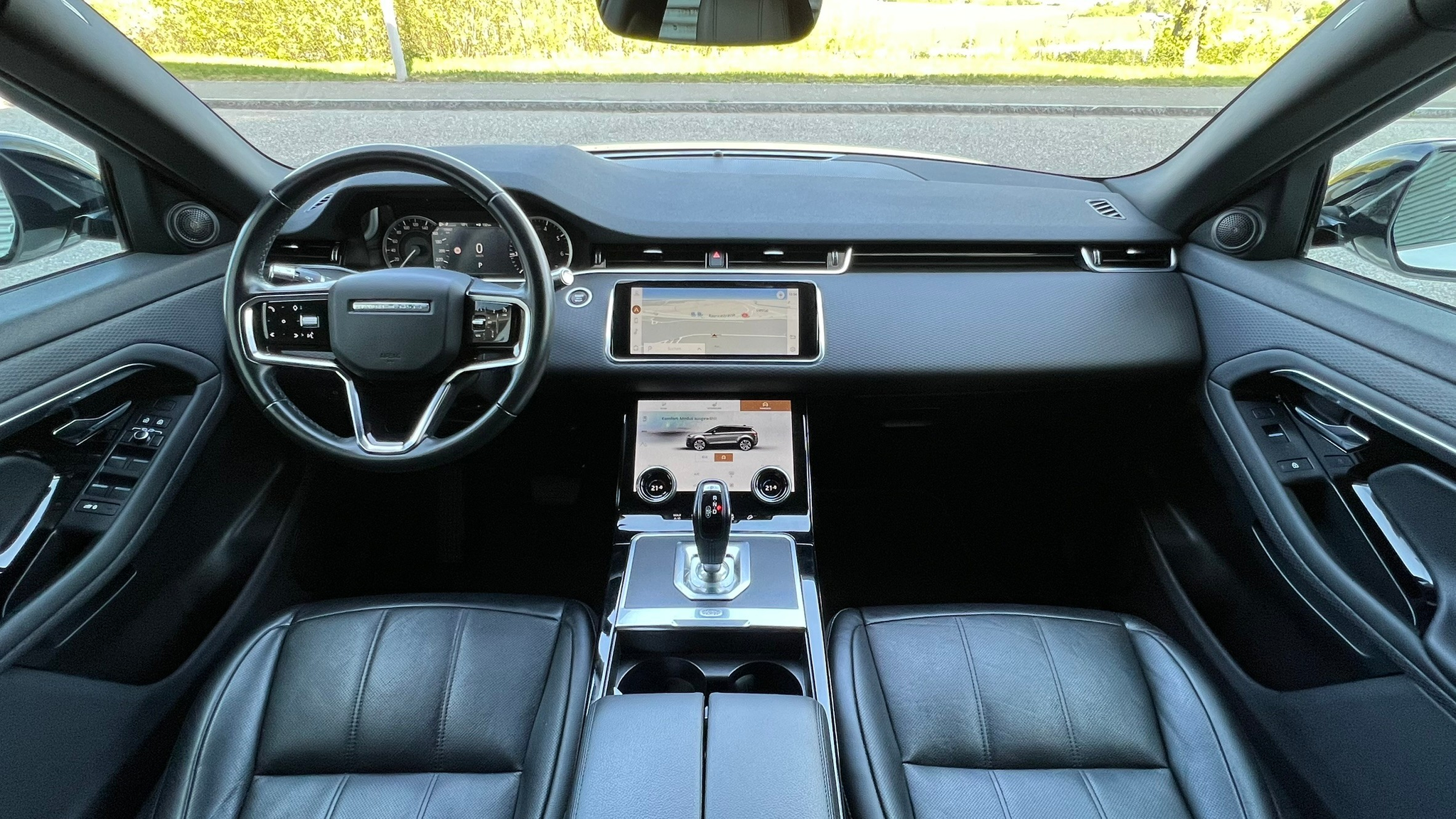 listing desktop thumbnail image 17