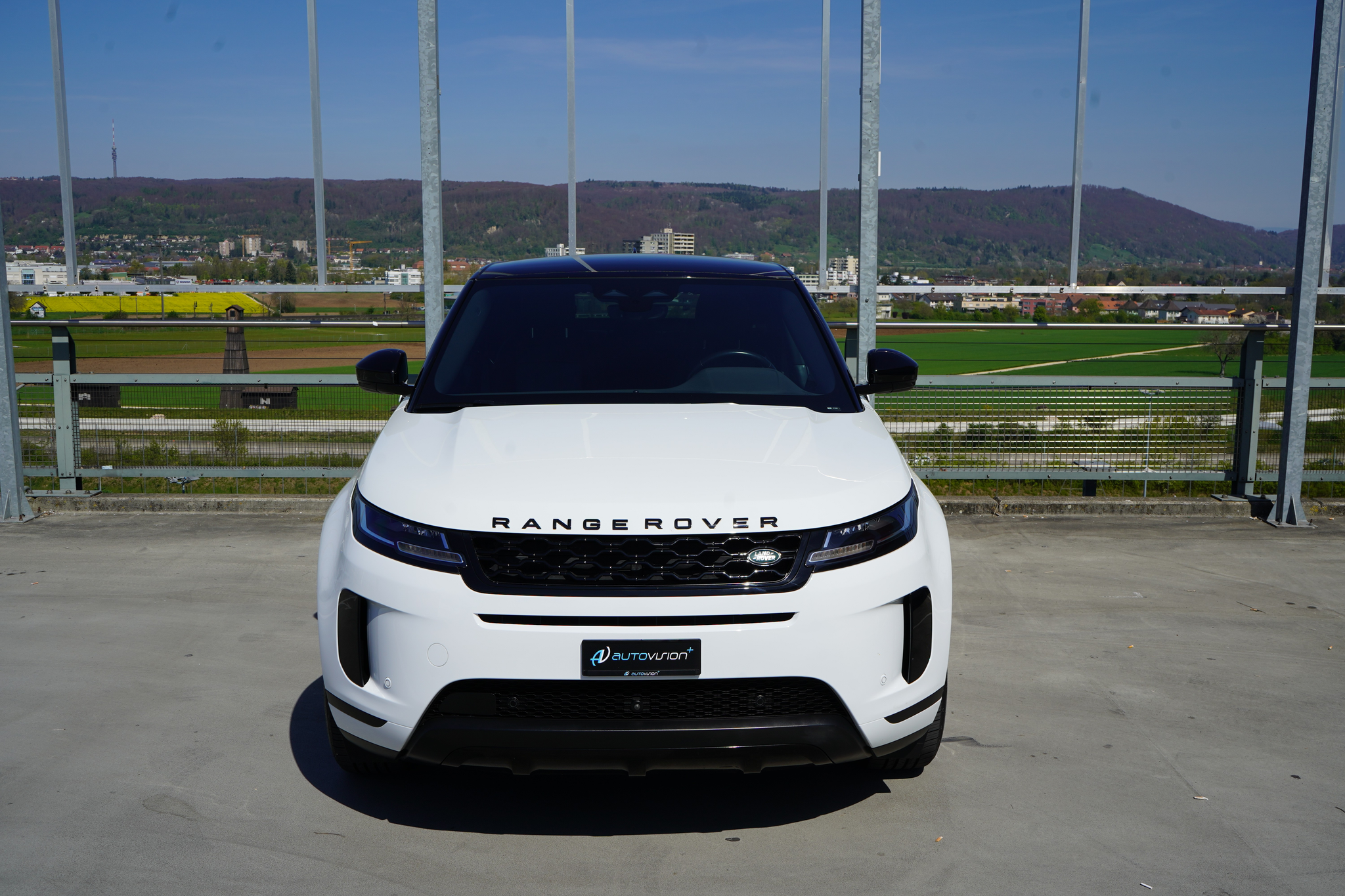 listing desktop thumbnail image 11