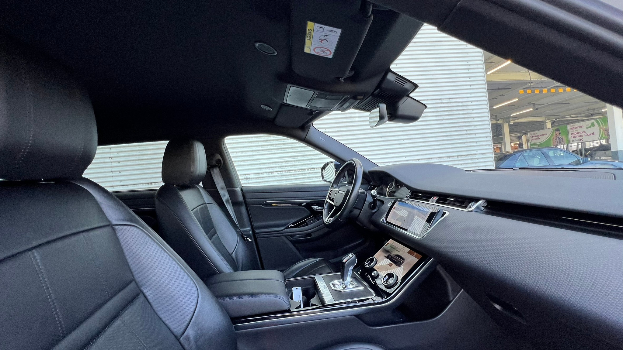 listing desktop thumbnail image 25