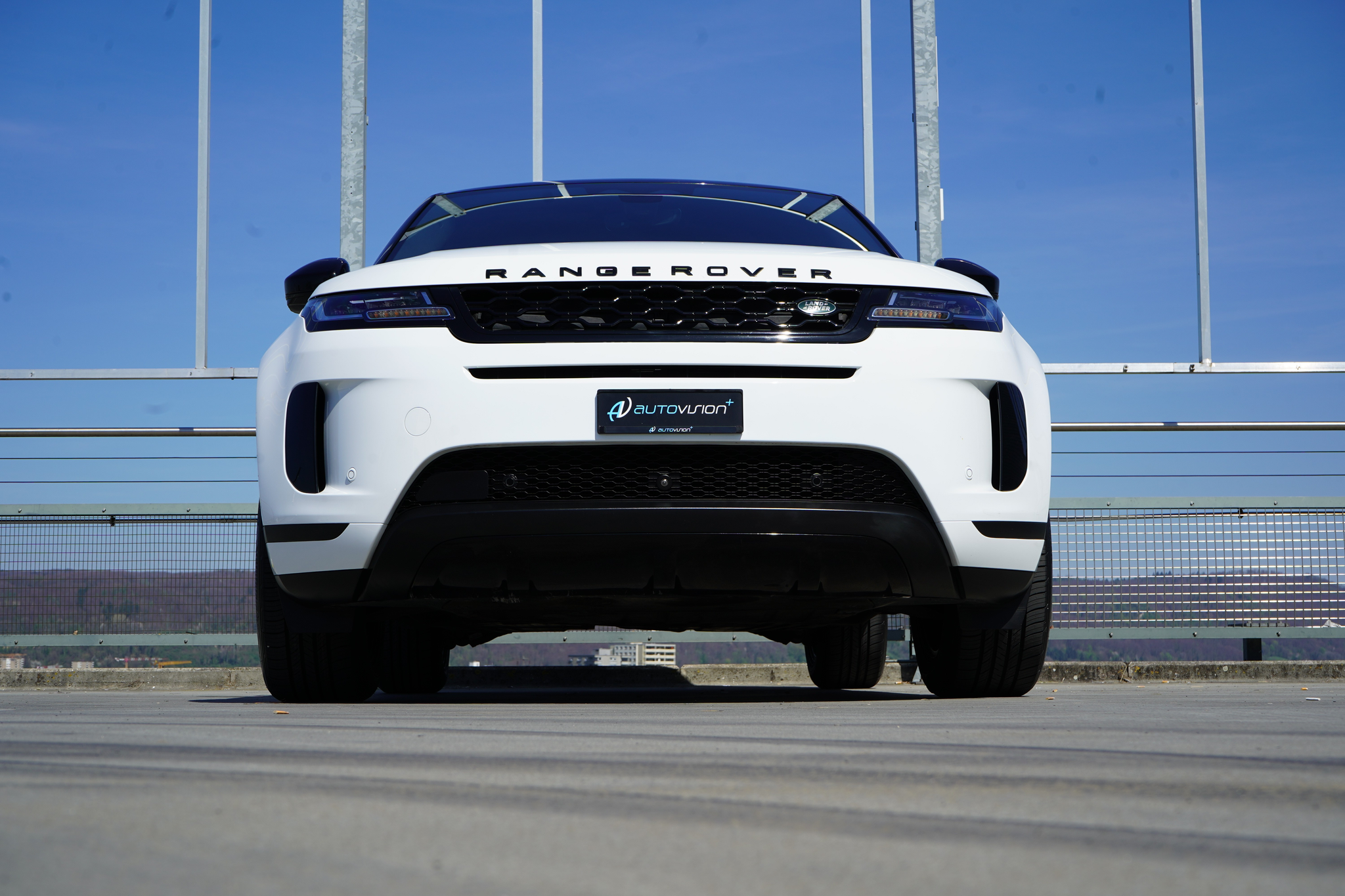 listing desktop thumbnail image 12