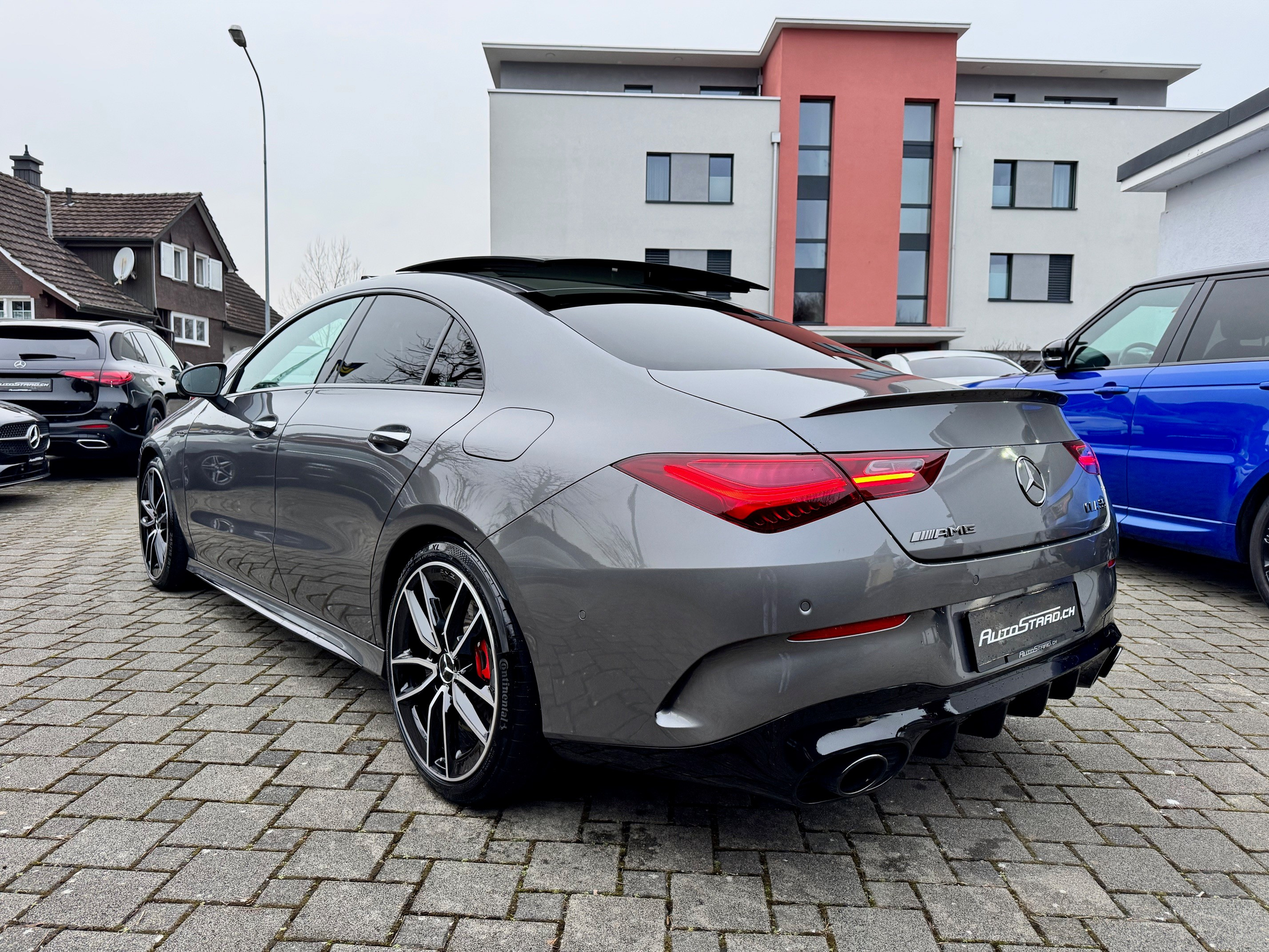 listing desktop thumbnail image 5