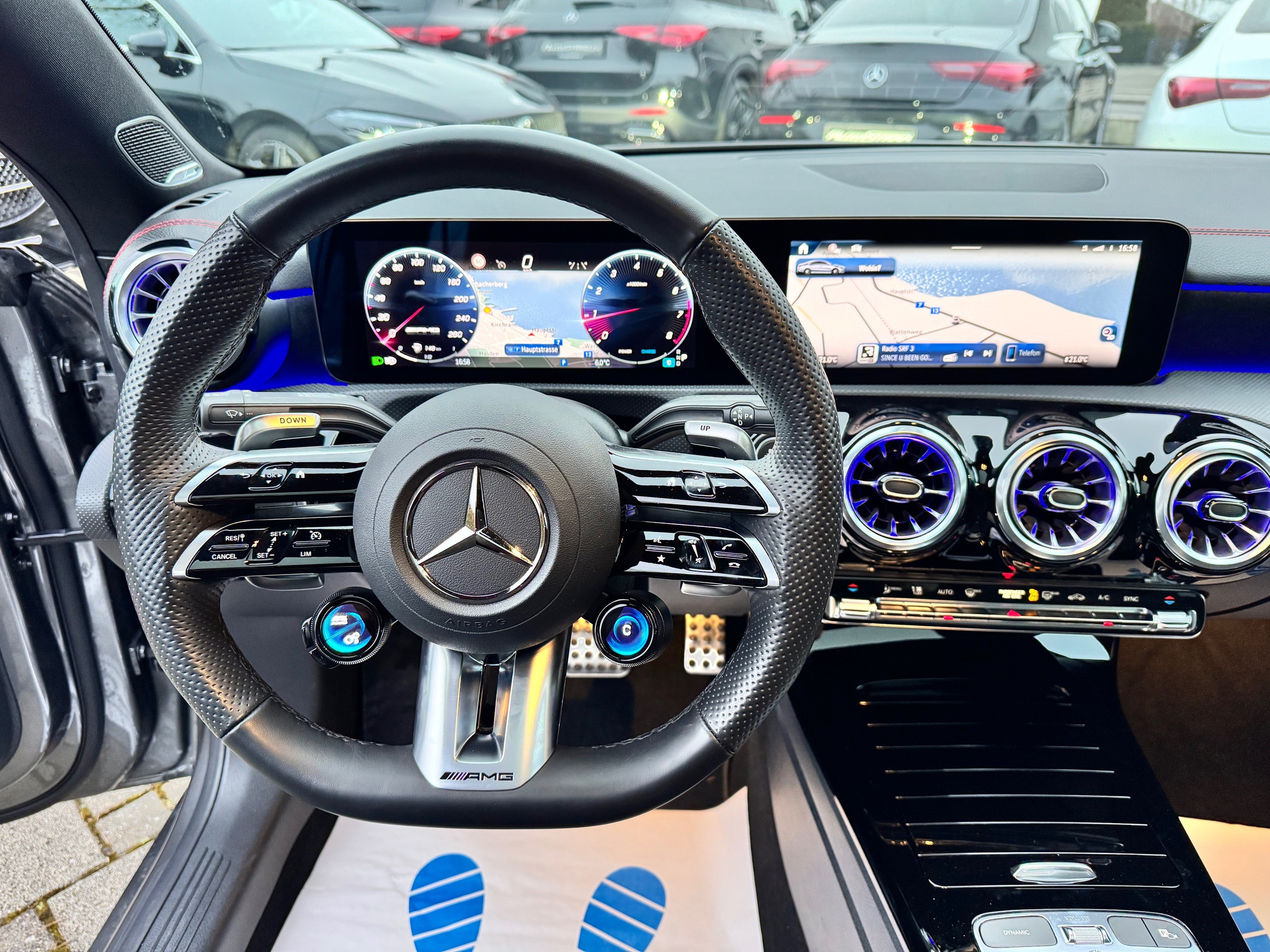 listing desktop thumbnail image 8