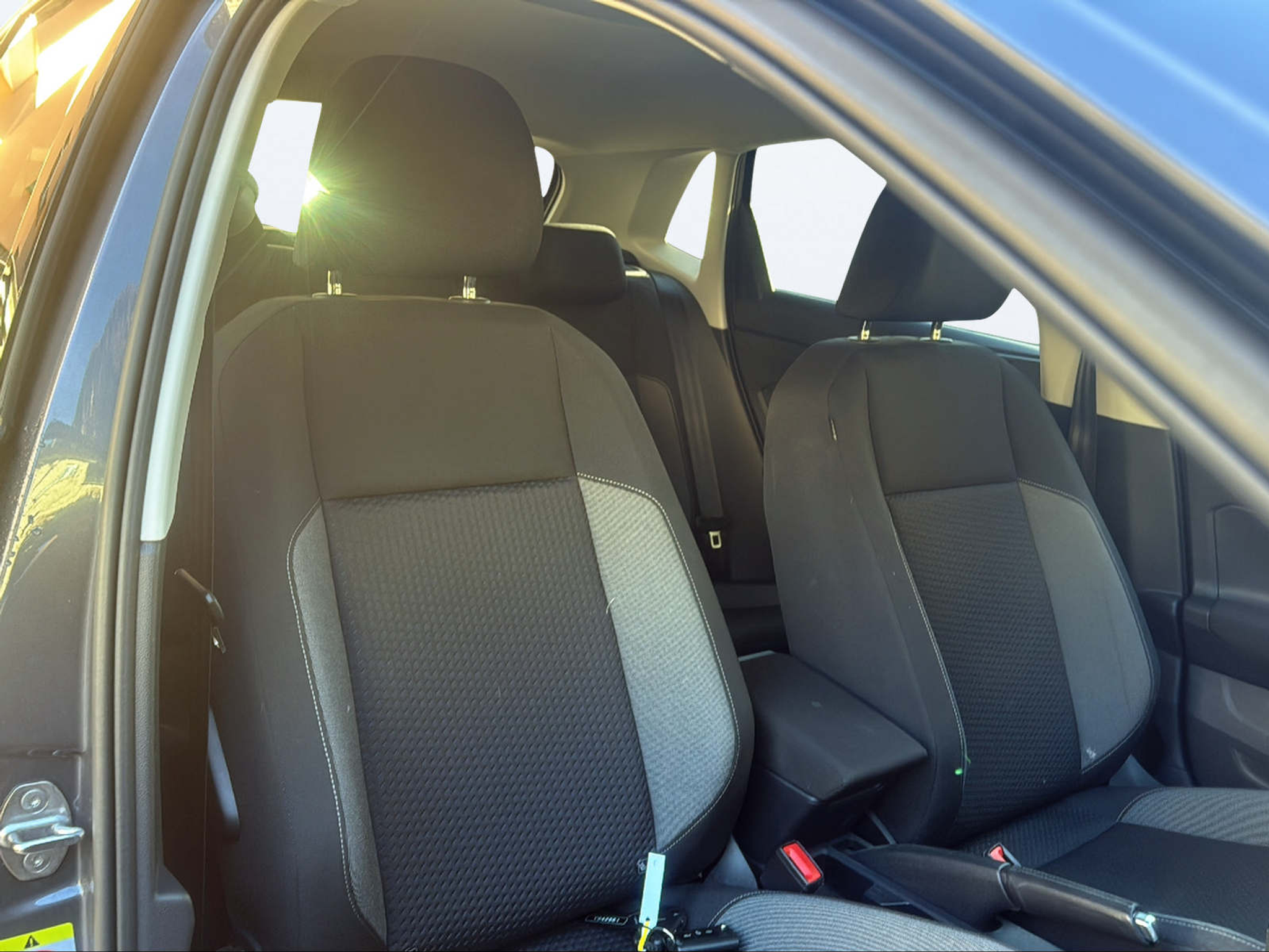 listing desktop thumbnail image 15