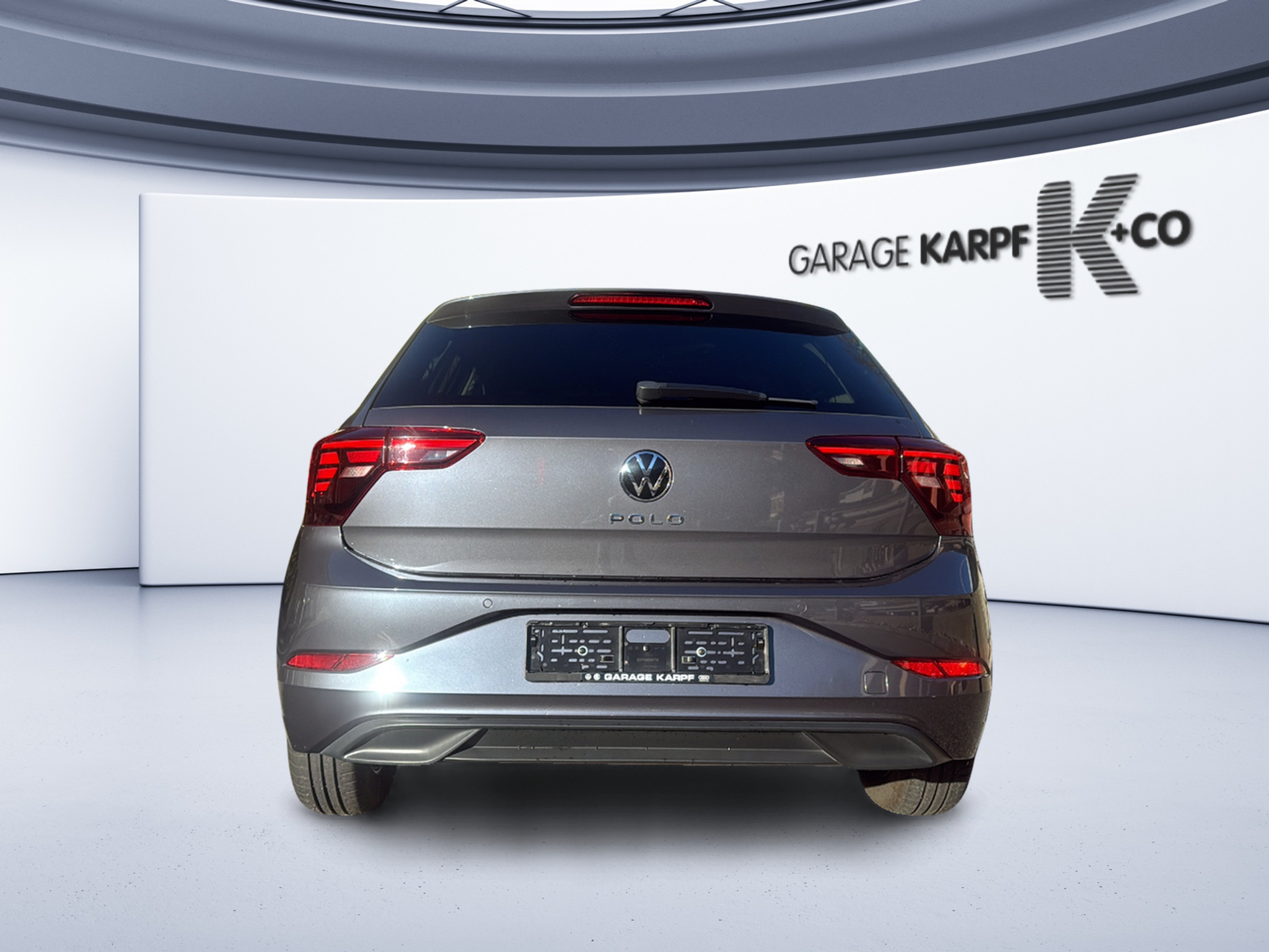 listing desktop thumbnail image 3