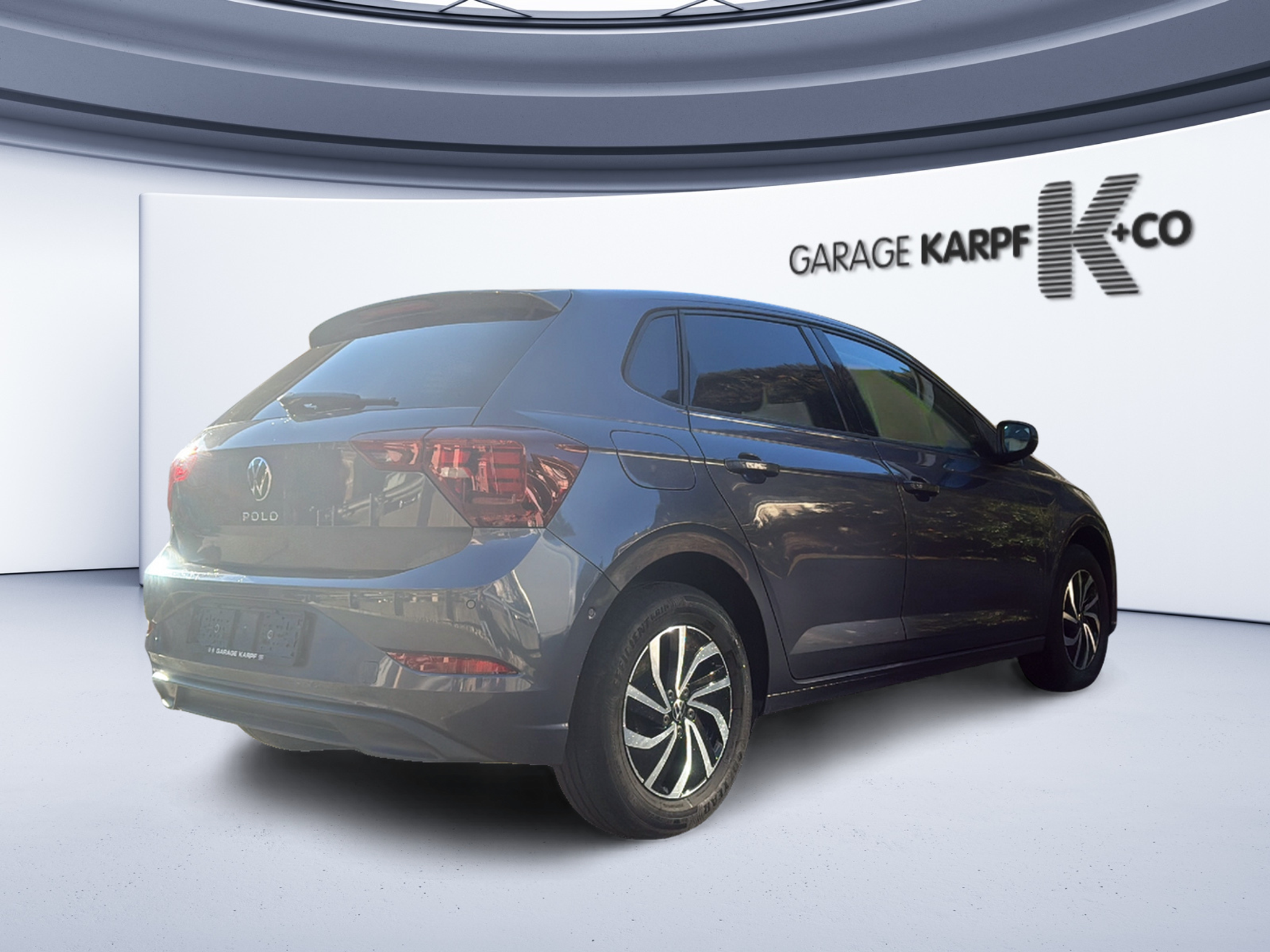 listing desktop thumbnail image 4