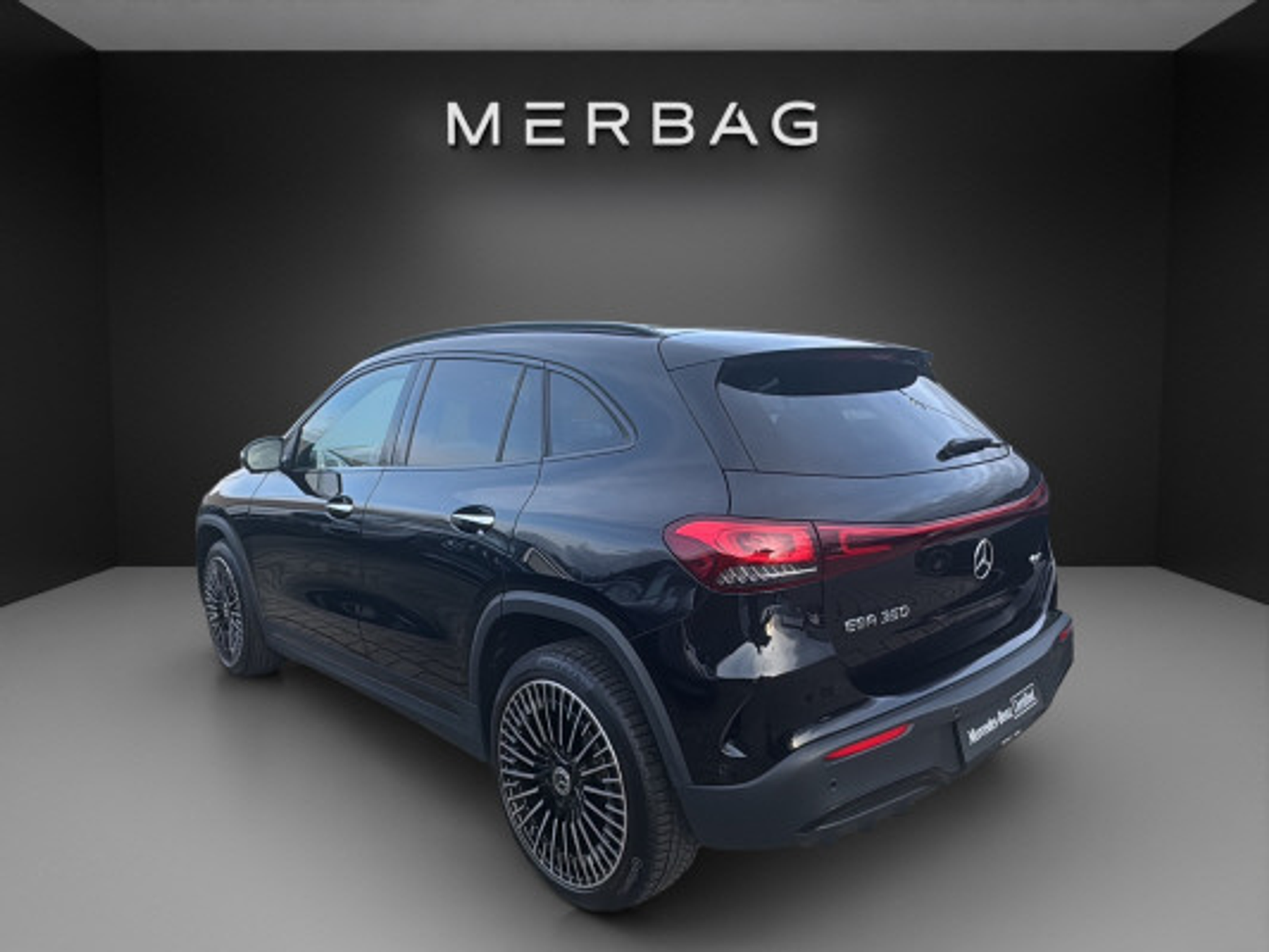 listing desktop thumbnail image 3