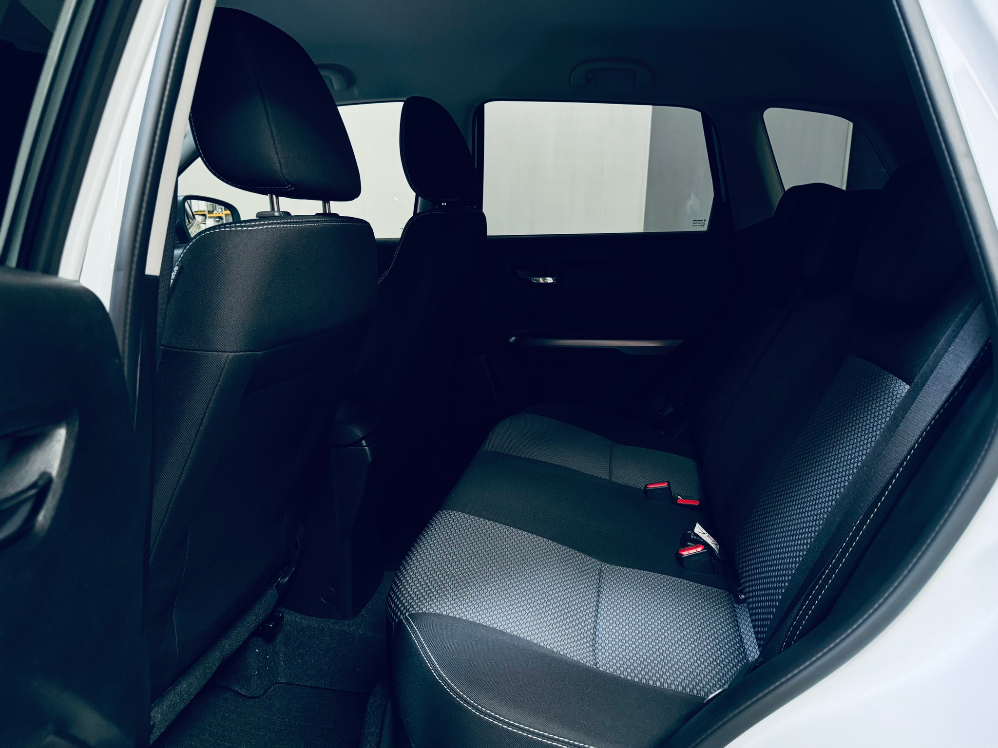 listing desktop thumbnail image 11